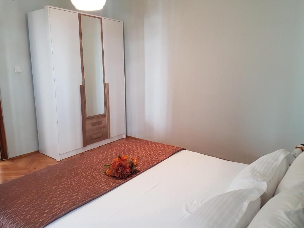 amforaproperty.com/Trospratna kuća 498m² sa placem 714m² na atraktivnoj lokaciji u Budvi – Babilonija