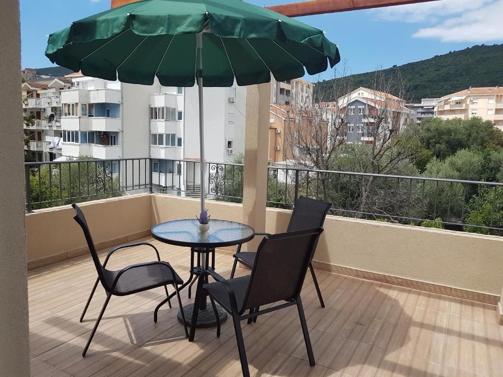 amforaproperty.com/Trospratna kuća 498m² sa placem 714m² na atraktivnoj lokaciji u Budvi – Babilonija