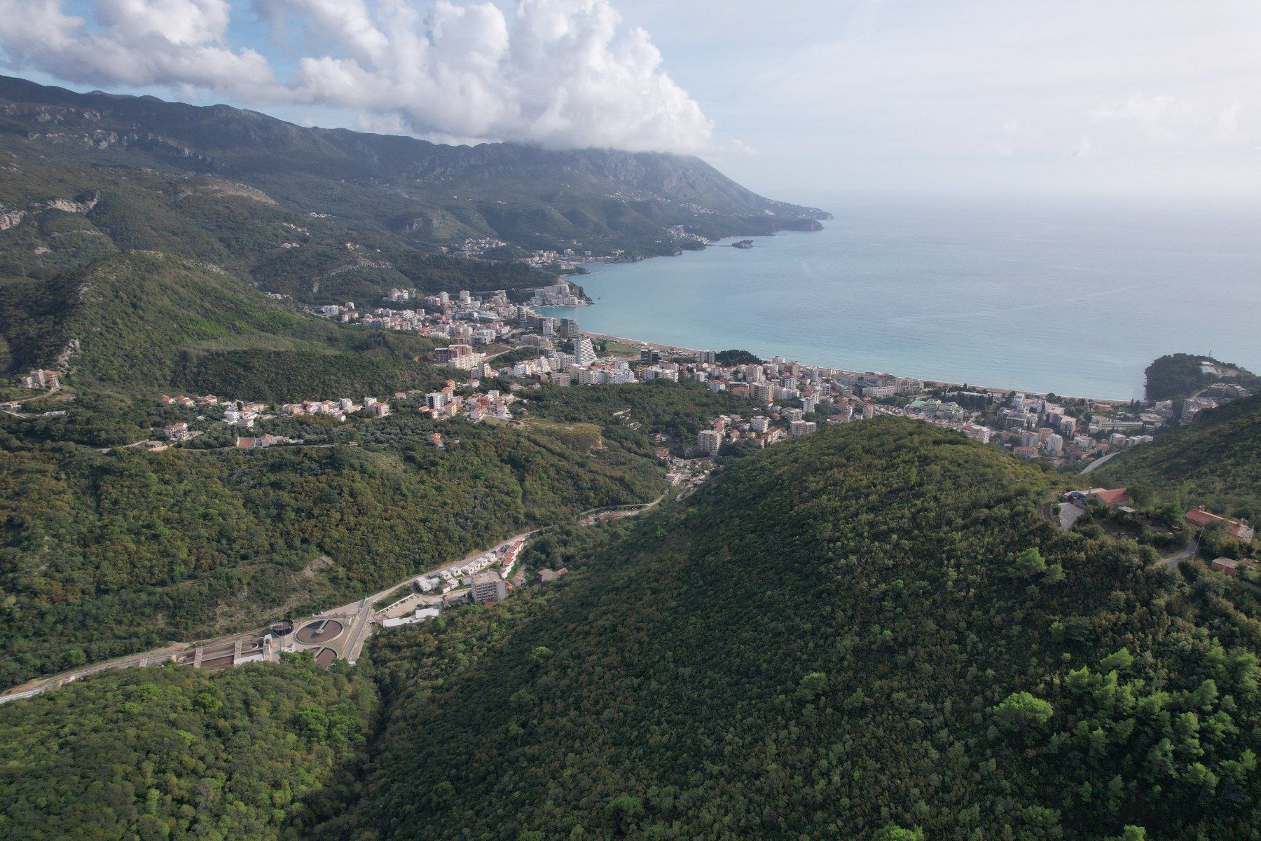 amforaproperty.com/Plac 941m2 sa pogledom na more Stanisici,Budva