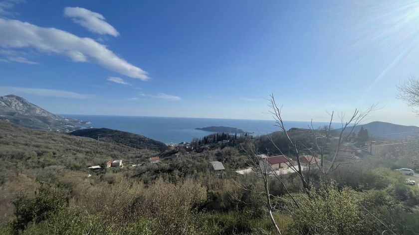 amforaproperty.com/Plac 941m2 sa pogledom na more Stanisici,Budva