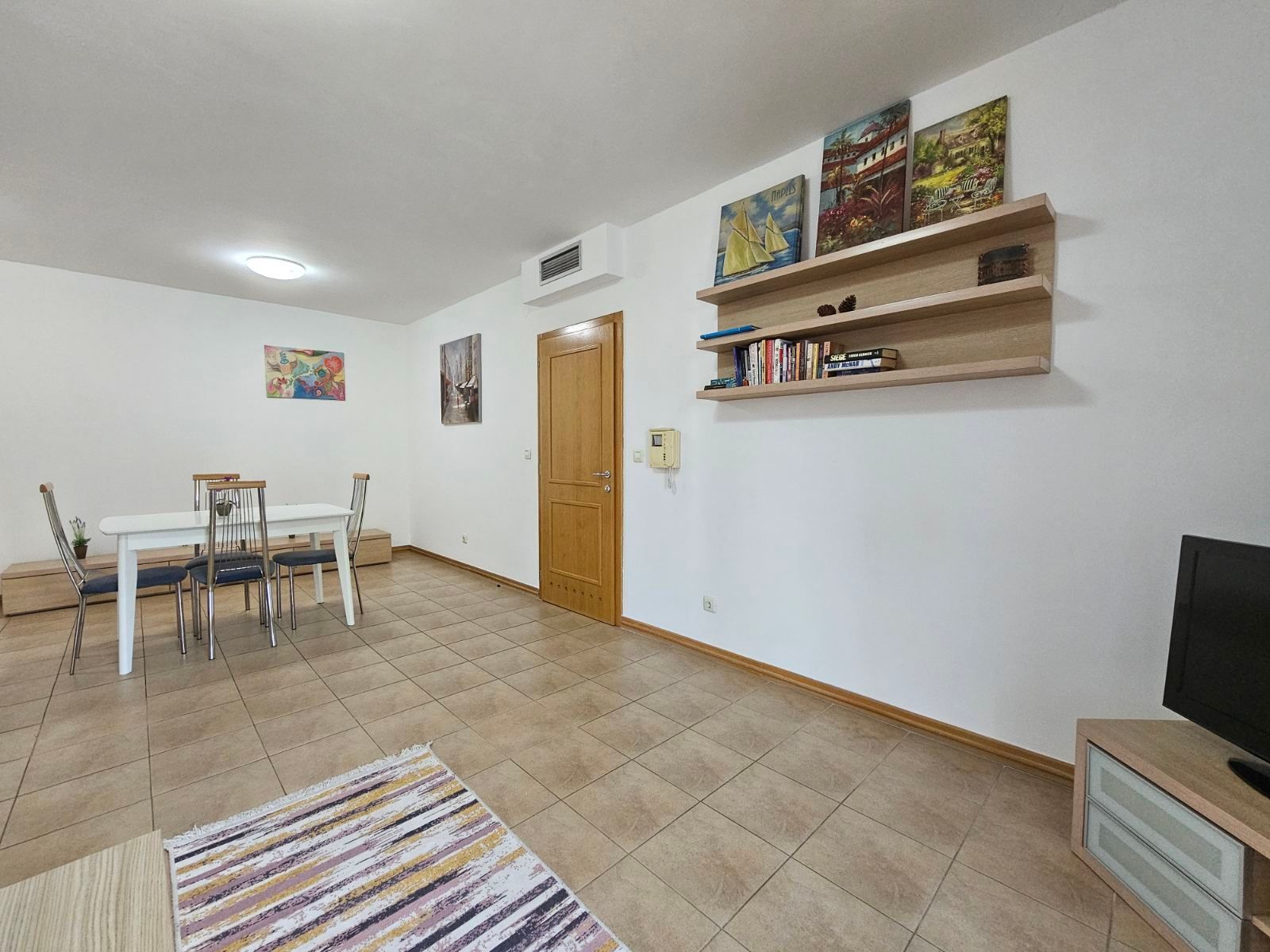 amforaproperty.com/Dvosoban namesten stan 90m2 sa pogledom na more na atraktivnoj lokaciji -Becici