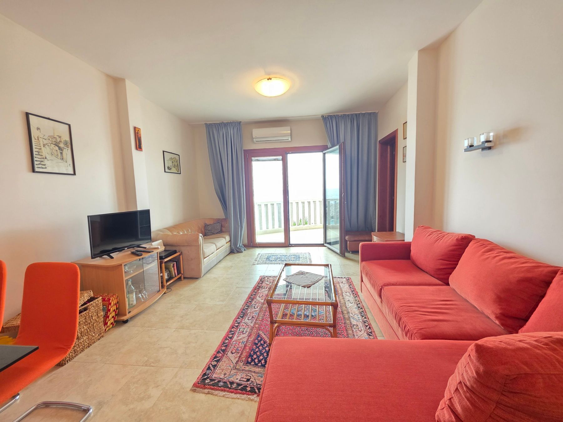 amforaproperty.com/Jednosoban stan na samoj obali mora Rafailovici (NA DUZI PERIOD)