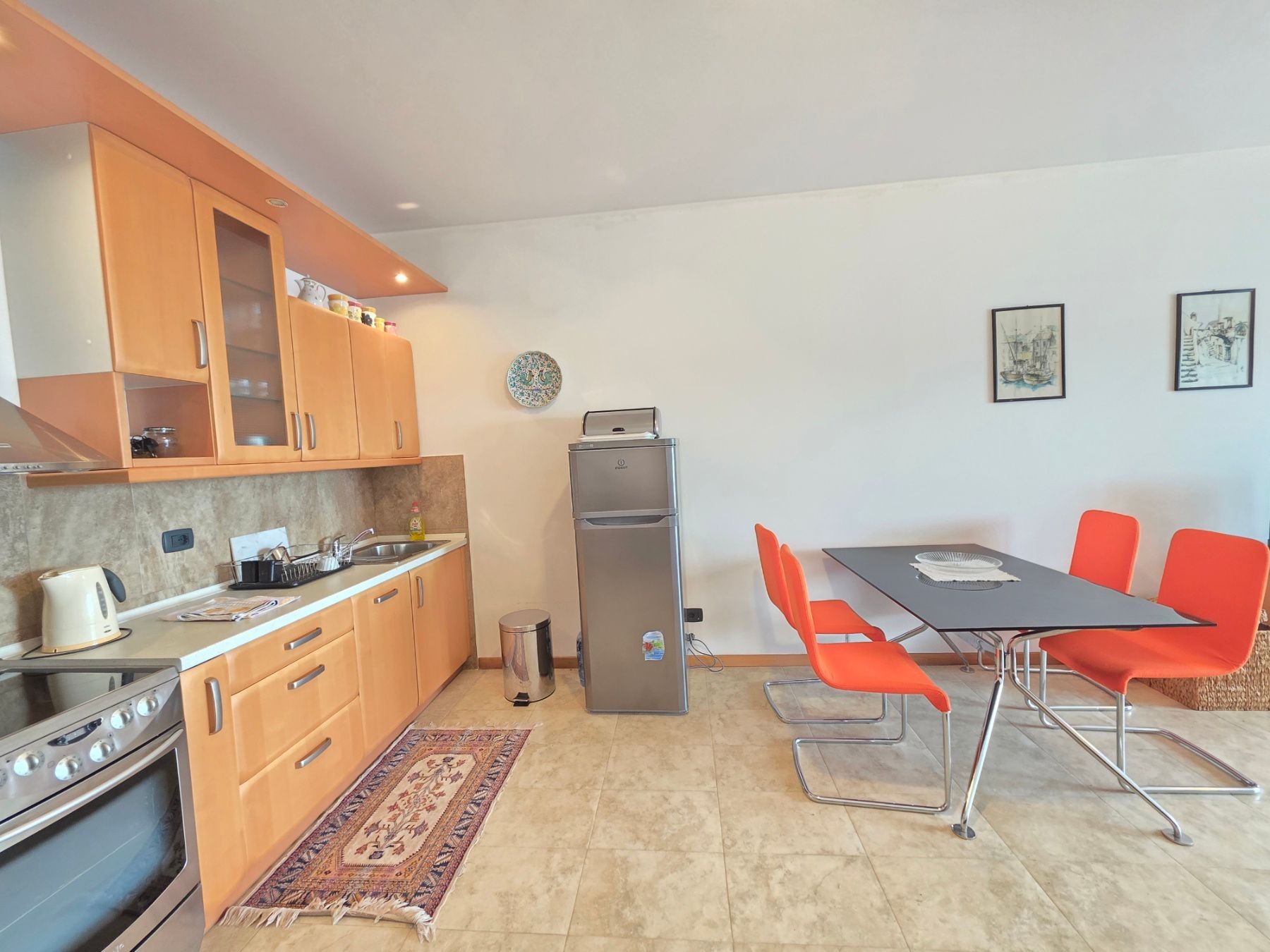 amforaproperty.com/Jednosoban stan na samoj obali mora Rafailovici (NA DUZI PERIOD)