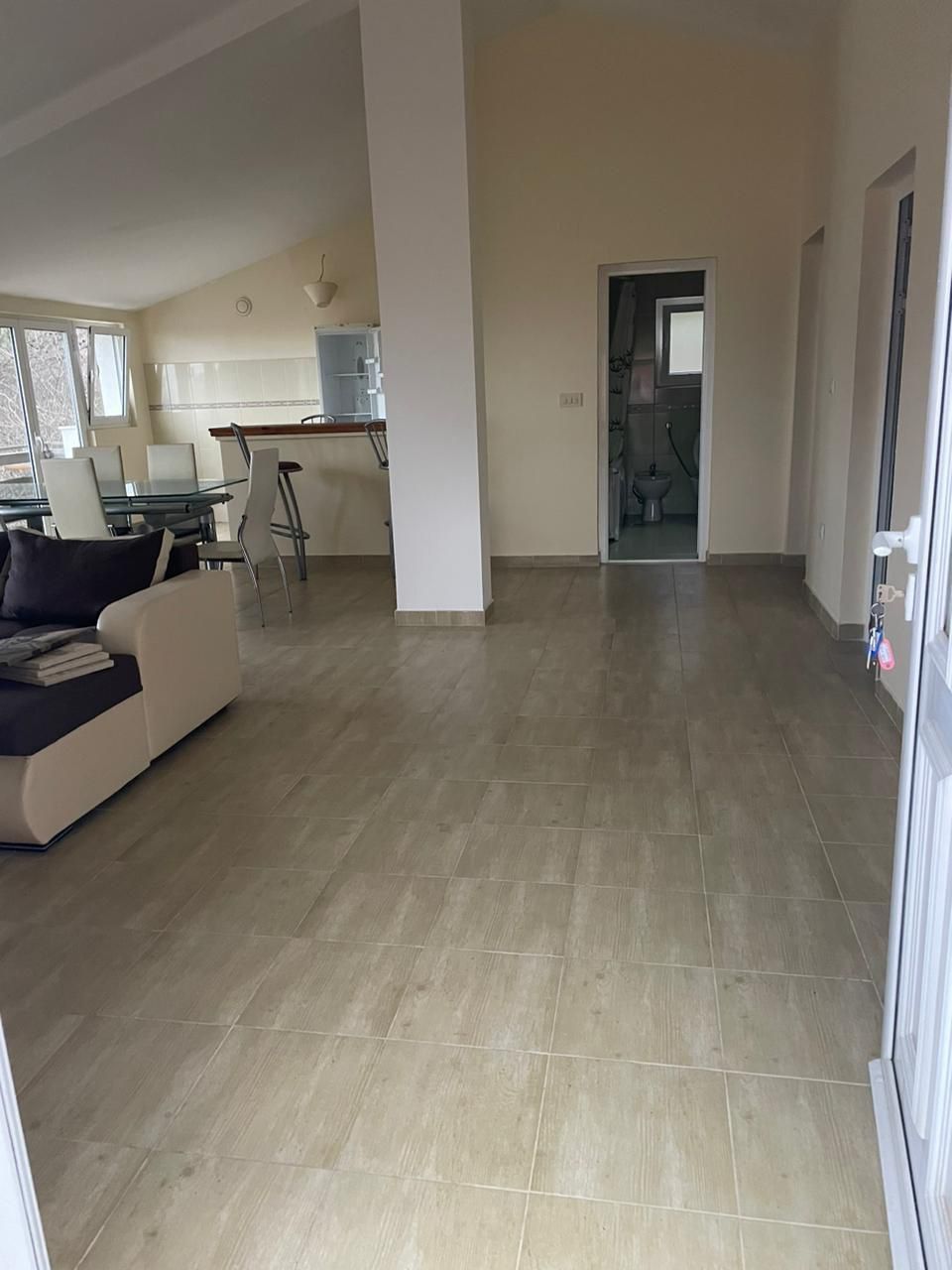 Prostrana kuća 300 m² sa pogledom na more-Budva,Lazi - Amfora Real Estate