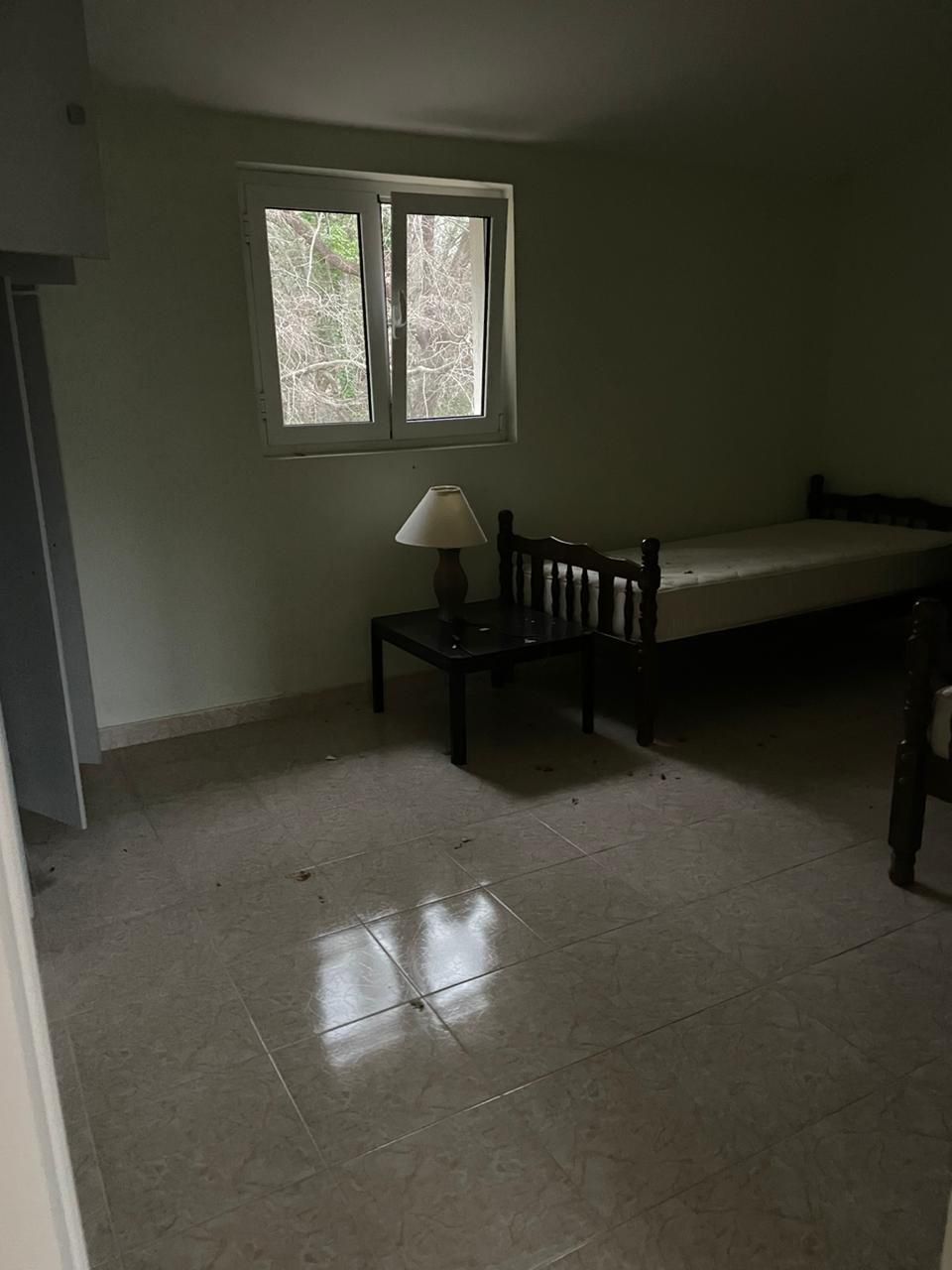 Prostrana kuća 300 m² sa pogledom na more-Budva,Lazi - Amfora Real Estate