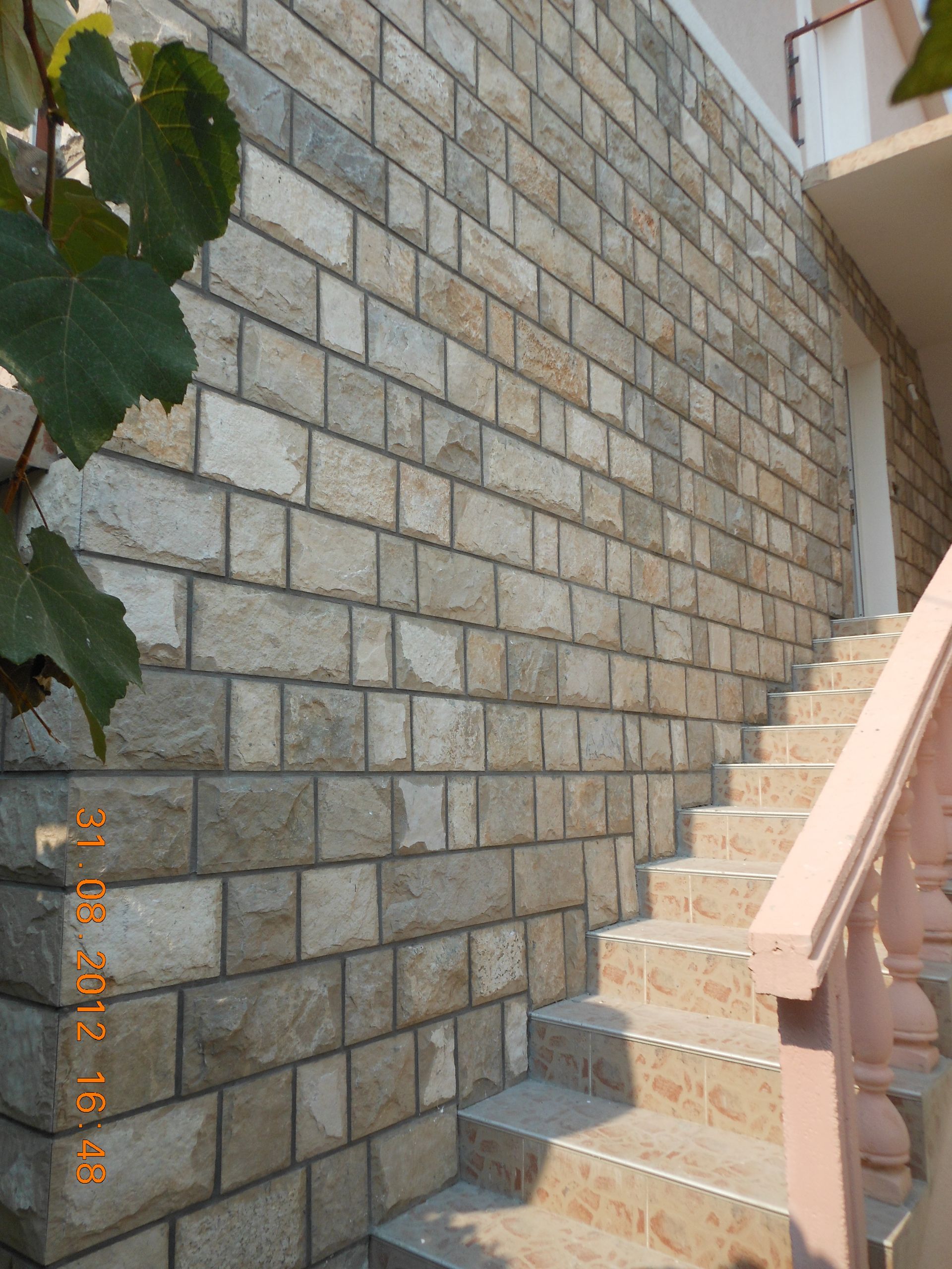 Prostrana kuća 300 m² sa pogledom na more-Budva,Lazi - Amfora Real Estate