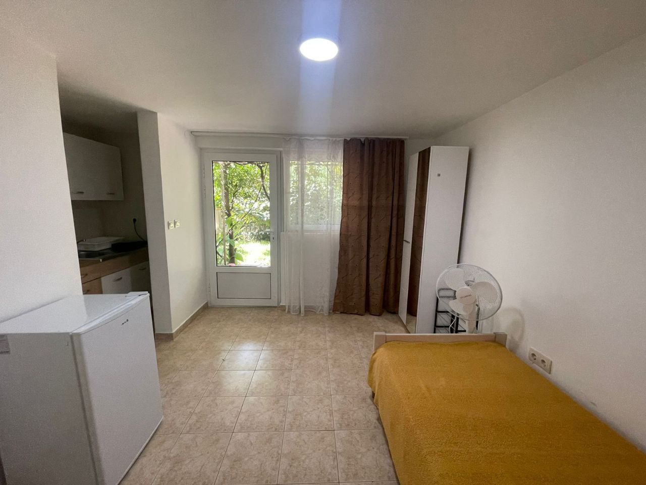 Prostrana kuća 300 m² sa pogledom na more-Budva,Lazi - Amfora Real Estate