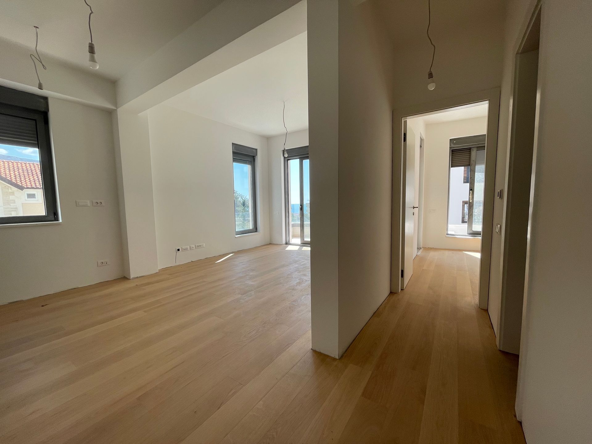 amforaproperty.com/Jednosoban stan 45m2+3m2 GRATIS zelene terase,u novom kompleksu sa bazenom, SPA i pogledom na more - BECICI