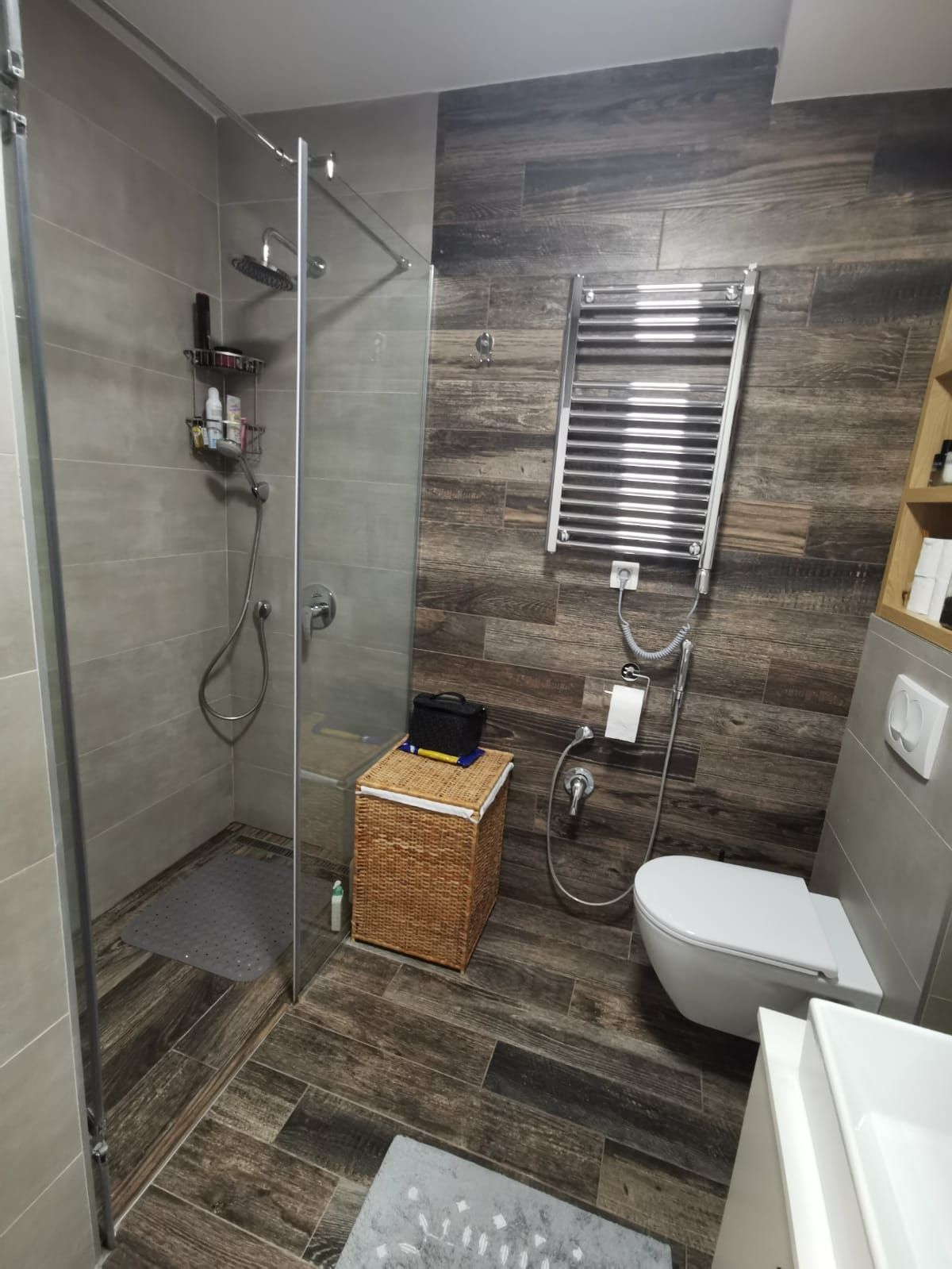 amforaproperty.com/Namešten jednosoban stan 61 m² + 23 m² terasa, sa pogledom na more – Dobrota, Kotor