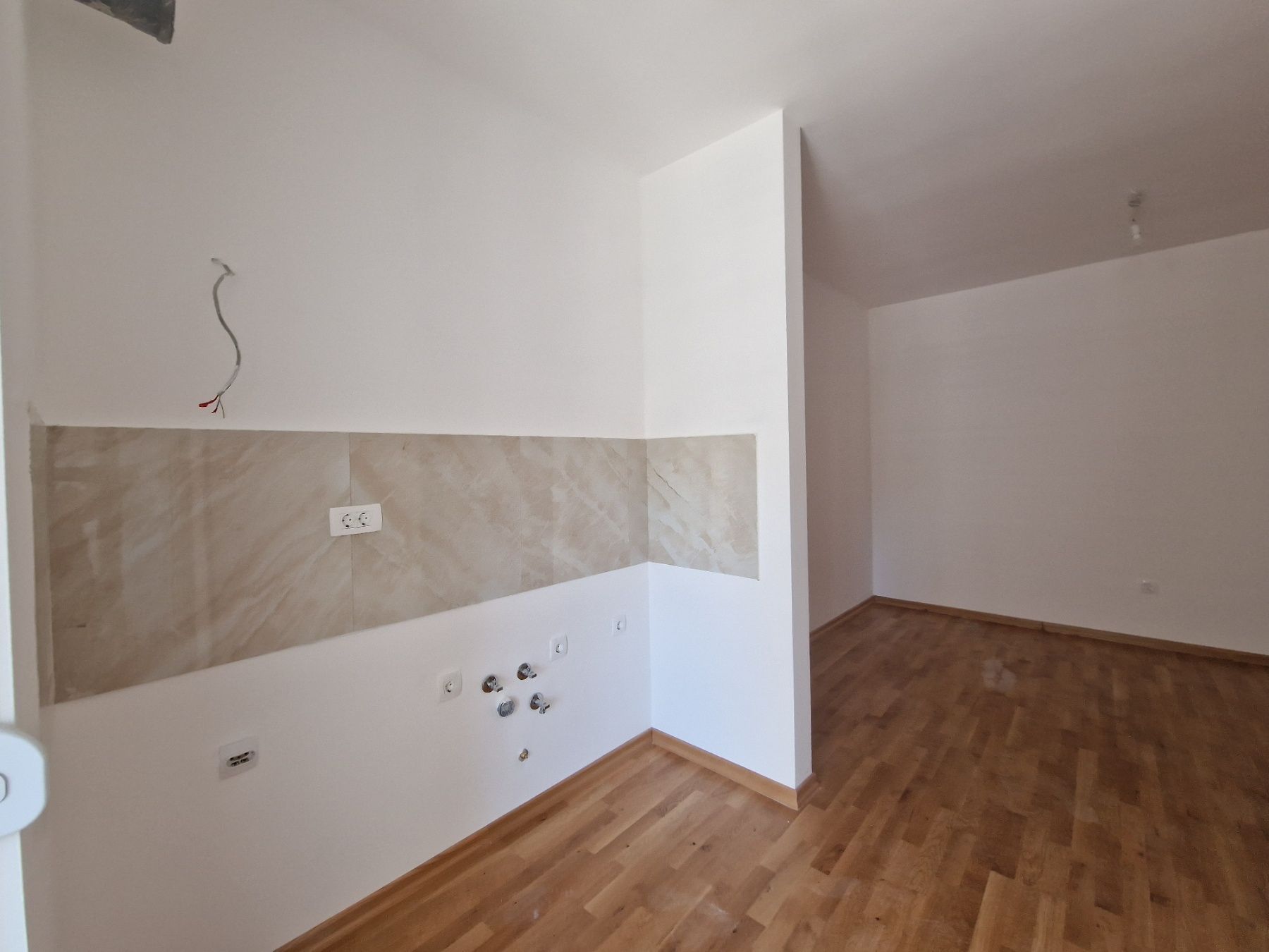 amforaproperty.com/Jednosoban stan 37m² u Novoj Zgradi u Bečićima