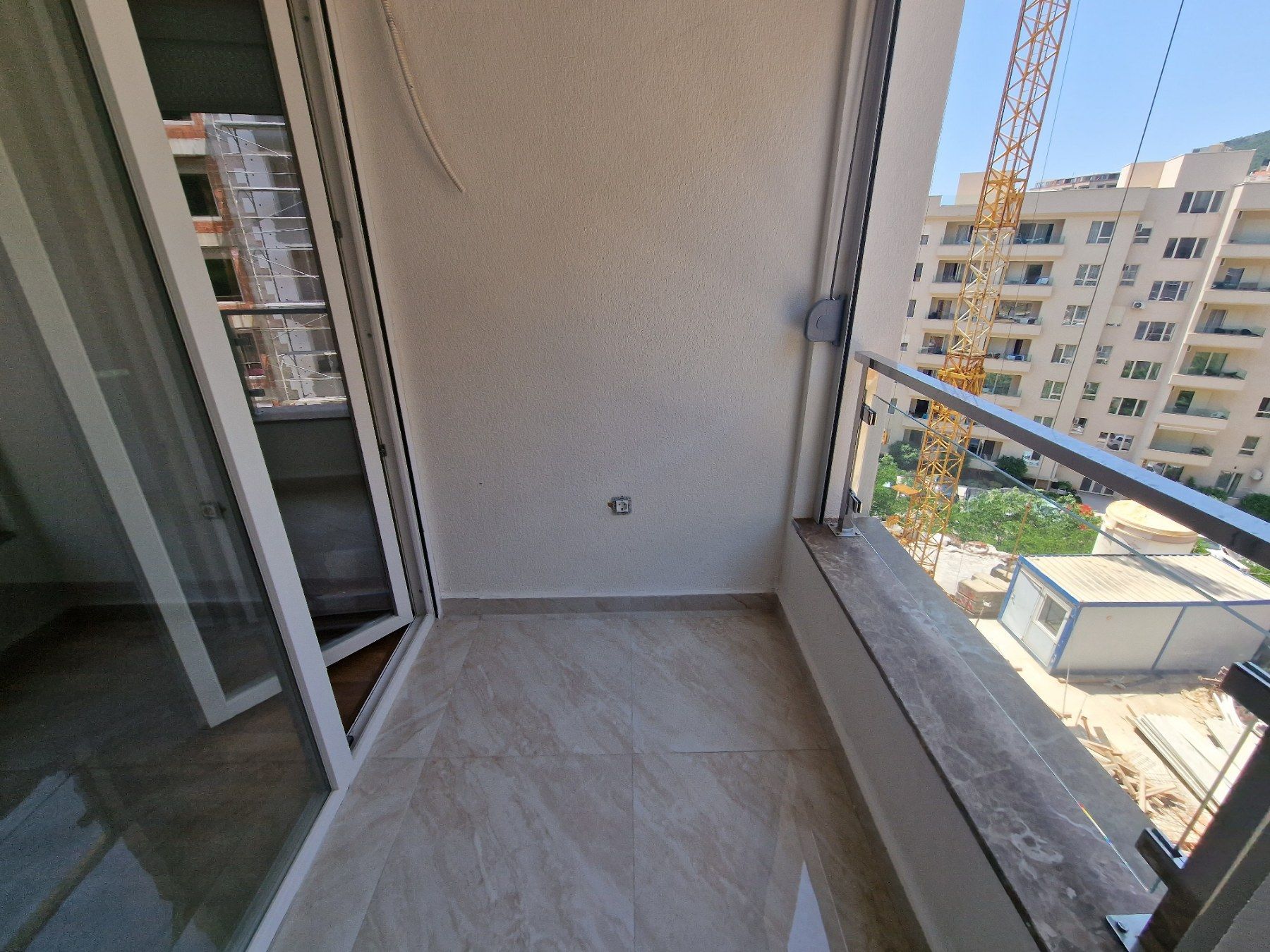 amforaproperty.com/Jednosoban stan 37m² u Novoj Zgradi u Bečićima