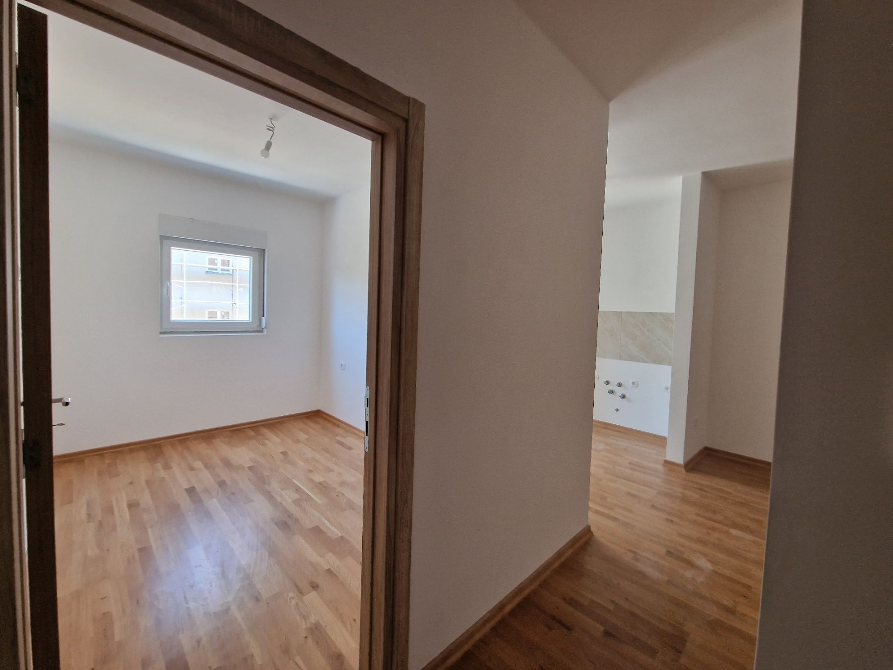 amforaproperty.com/Jednosoban stan 37m² u Novoj Zgradi u Bečićima
