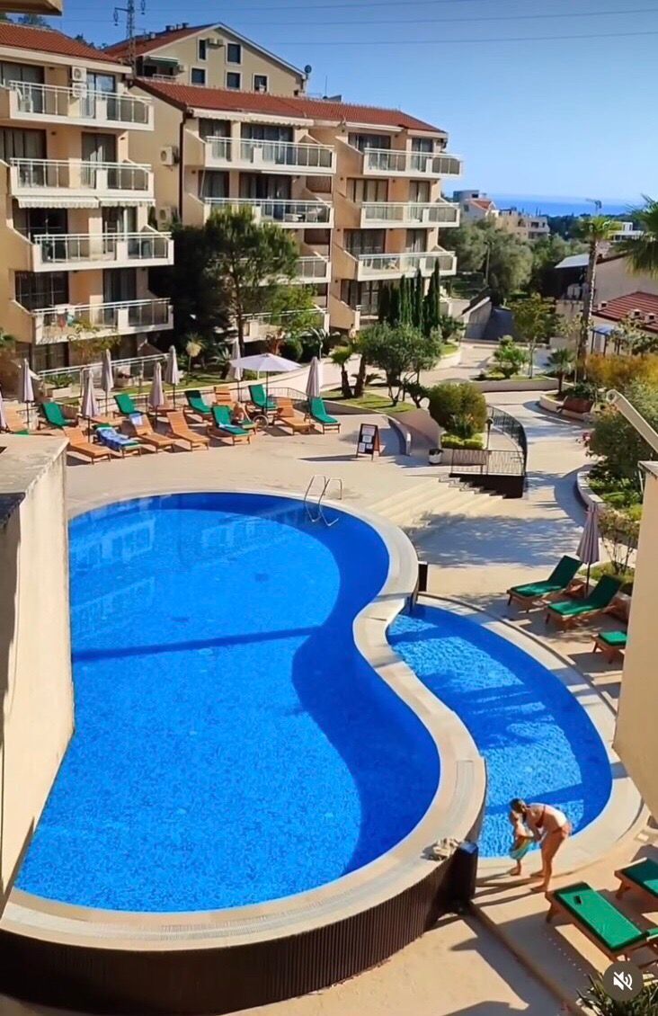 amforaproperty.com/Jednosoban apartman sa u kompleksu sa bazenom,Przno-Budva (NA DUZI VREMENSKI PERIOD)