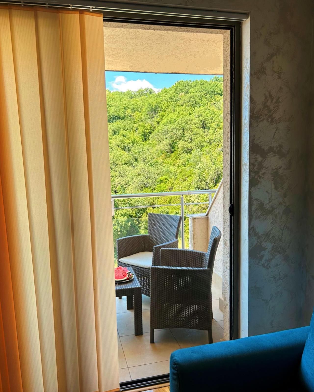 amforaproperty.com/Jednosoban apartman sa u kompleksu sa bazenom,Przno-Budva (NA DUZI VREMENSKI PERIOD)