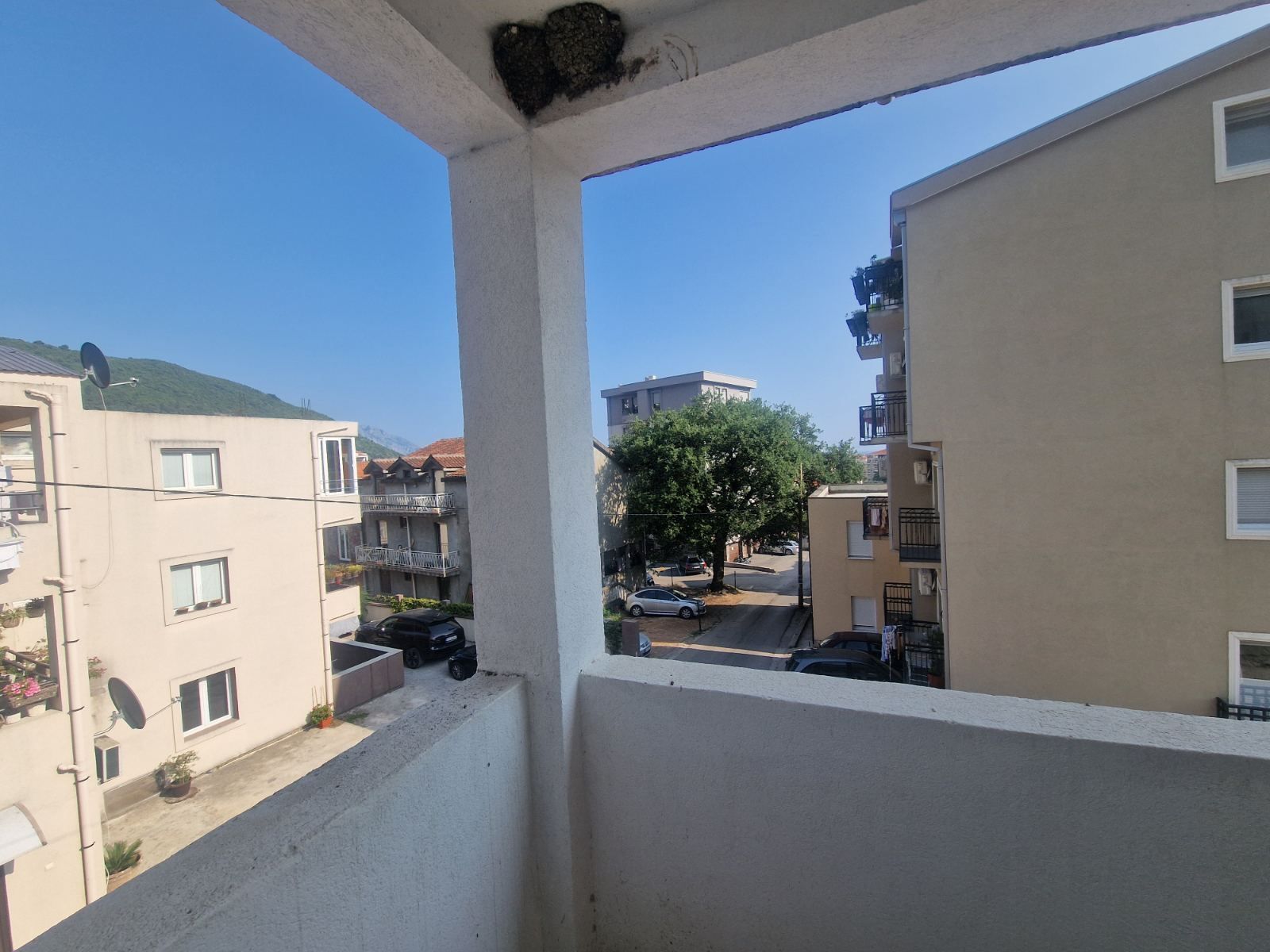 amforaproperty.com/Dvosoban namesten stan 64m2 u naselju Podmaine, Budva