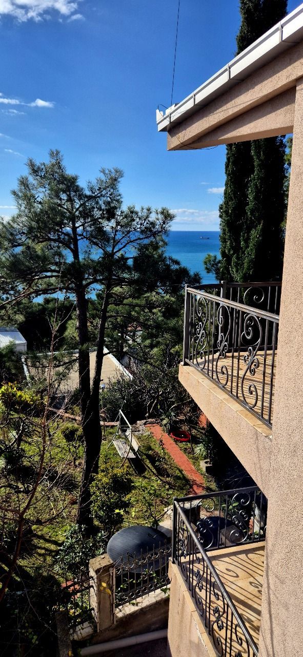 amforaproperty.com/Kuća 220 m² sa panoramskim pogledom na more – Bar, Zeleni pojas