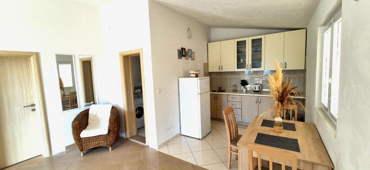 amforaproperty.com/Kuća 220 m² sa panoramskim pogledom na more – Bar, Zeleni pojas
