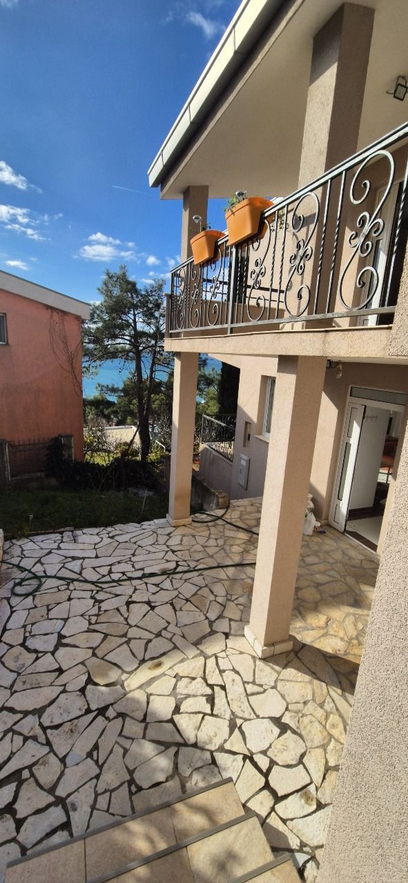 amforaproperty.com/Kuća 220 m² sa panoramskim pogledom na more – Bar, Zeleni pojas