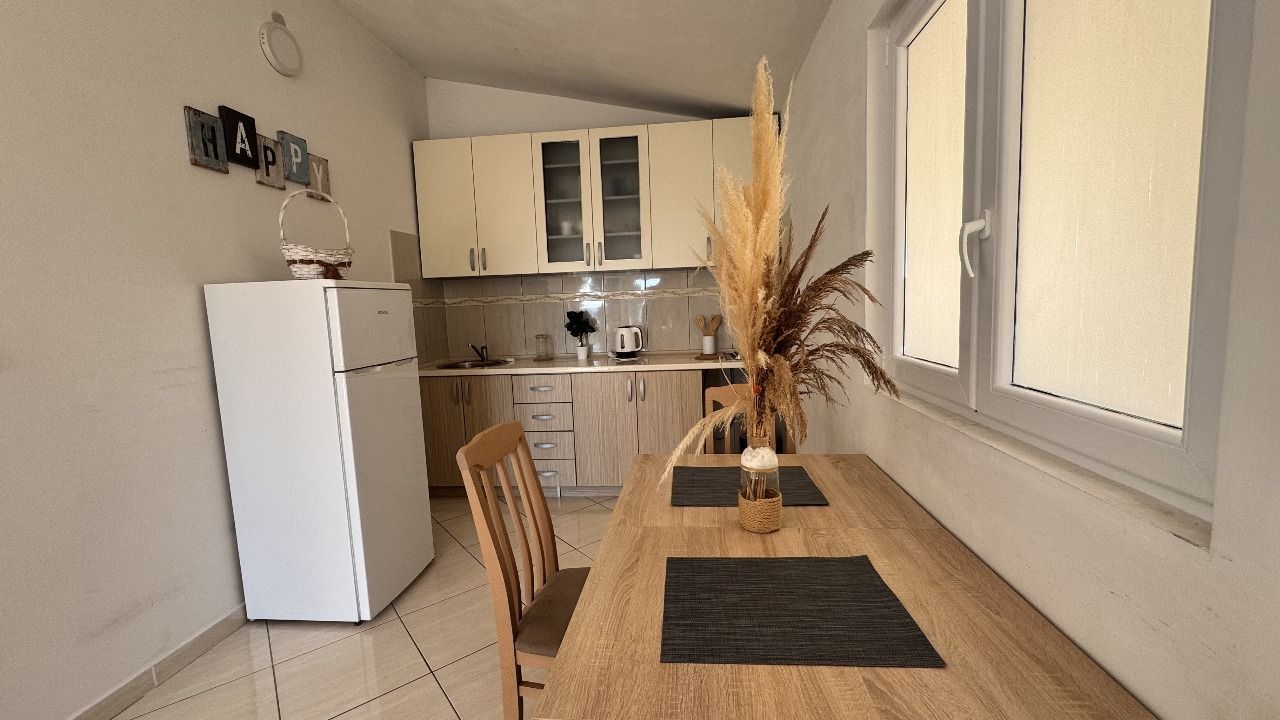 amforaproperty.com/Kuća 220 m² sa panoramskim pogledom na more – Bar, Zeleni pojas