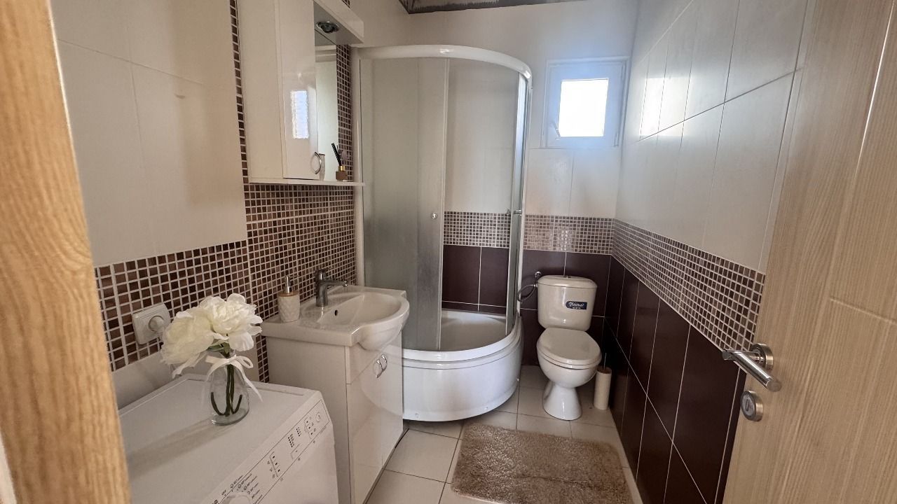 amforaproperty.com/Kuća 220 m² sa panoramskim pogledom na more – Bar, Zeleni pojas