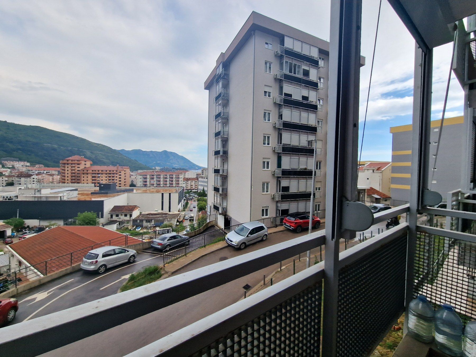 amforaproperty.com/Jednosoban opremljen stan 47,5 m² u novogradnji – Budva, Dubovica