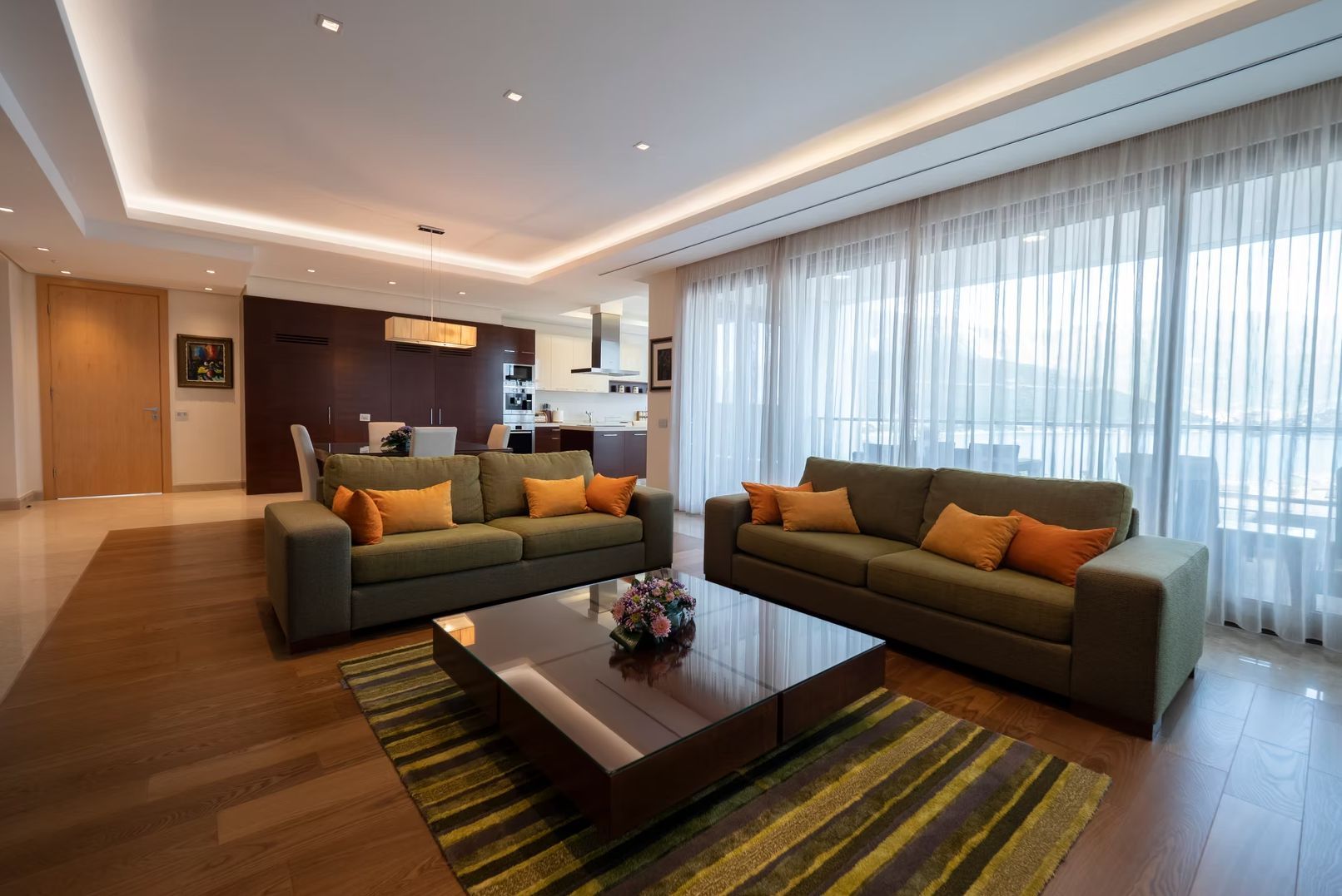 amfora/Ekskluzivni dvosoban apartman 180m2 sa SPA sadržajima i panoramskim pogledom – Budva,centar (NA DUZI PERIOD)