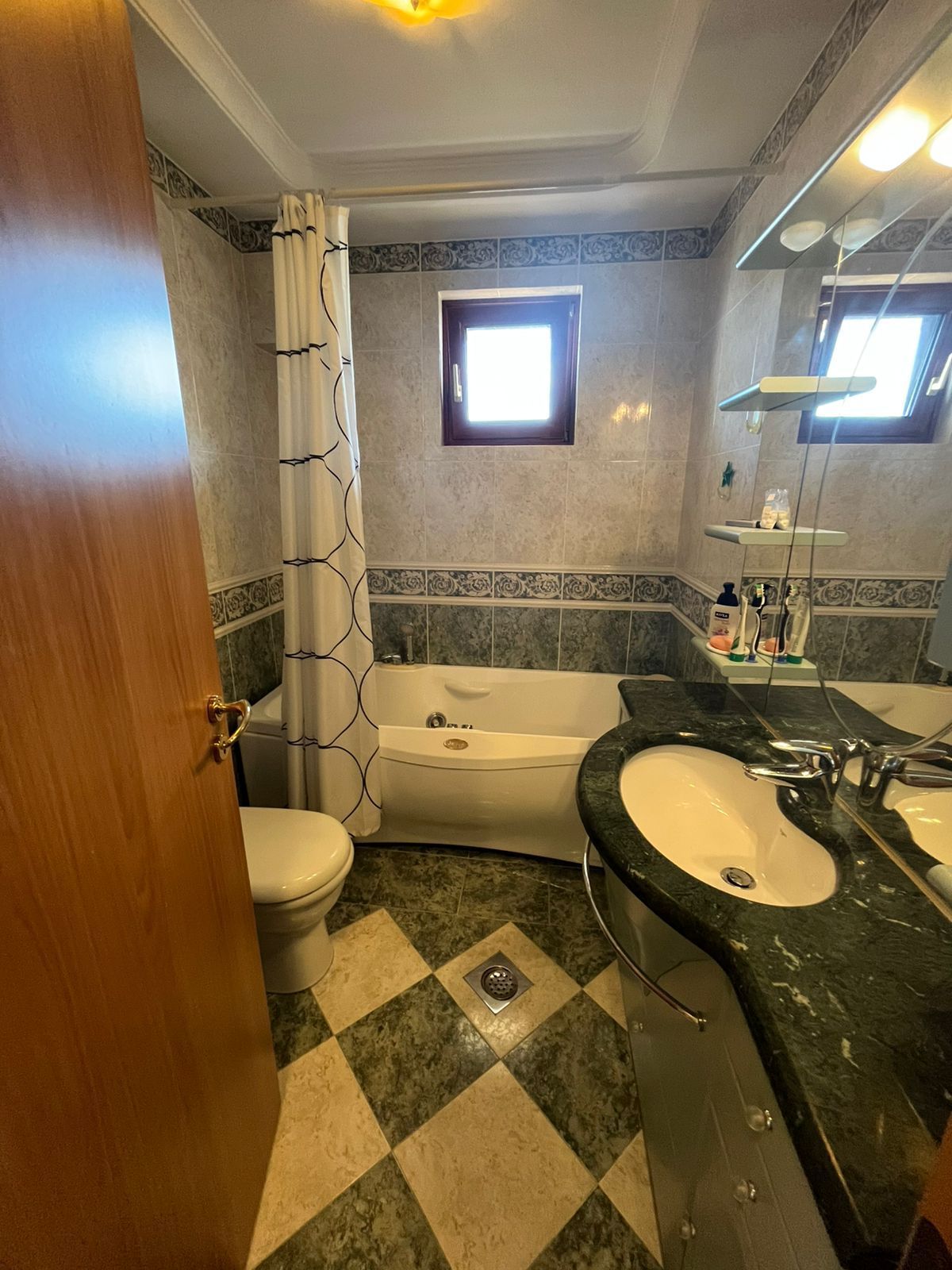 amforaproperty.com/Dvosoban namešten stan 70m² u naselju Babilonija, Budva (na duzi period)