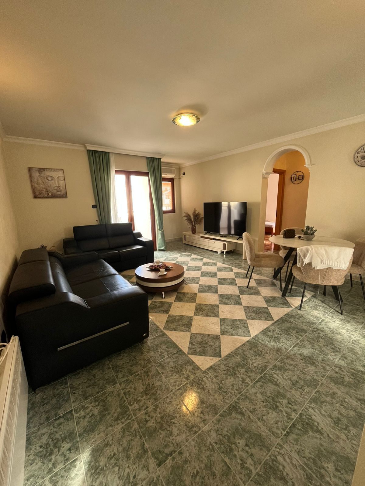 amfora/Dvosoban namešten stan 70m² u naselju Babilonija, Budva (na duzi period)