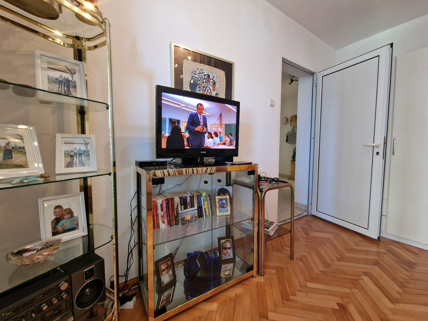 amforaproperty.com/Jednosoban Namešten Stan 47m2 sa Pogledom na More na Prvoj Liniji u Tivtu