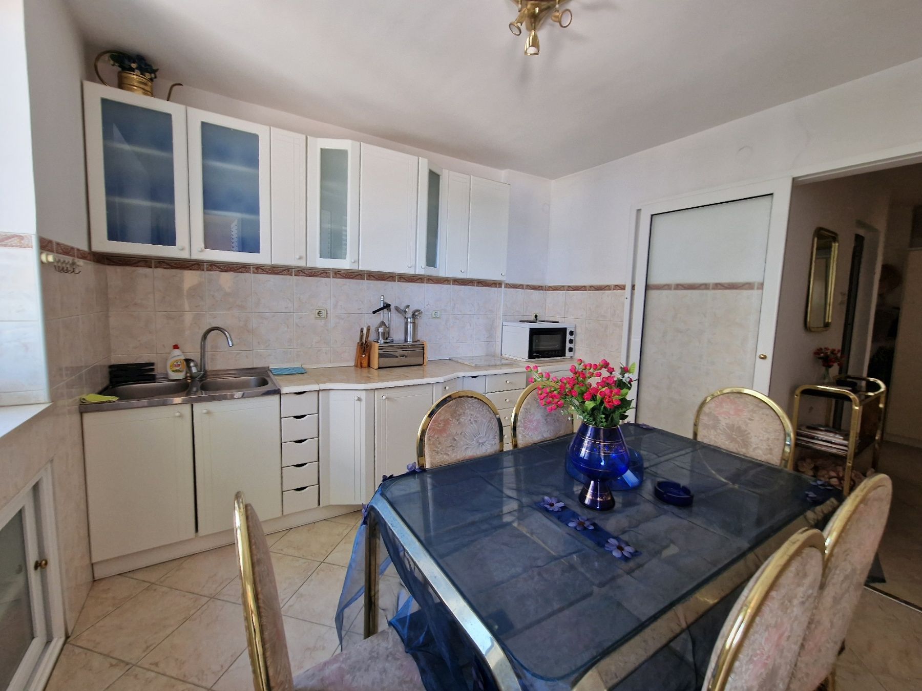 amforaproperty.com/Jednosoban Namešten Stan 47m2 sa Pogledom na More na Prvoj Liniji u Tivtu