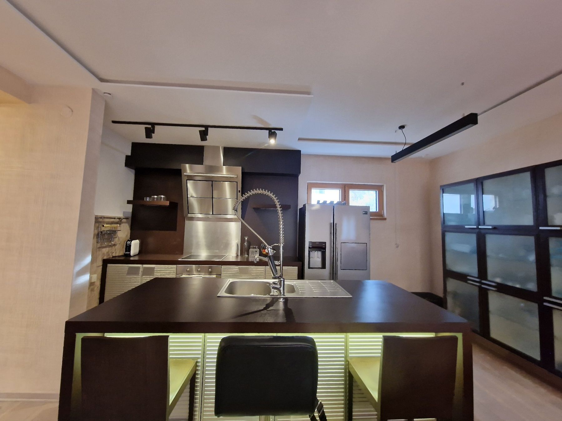 amforaproperty.com/Przno-Luksuzan jednosoban stan 68m2 (na duzi period)