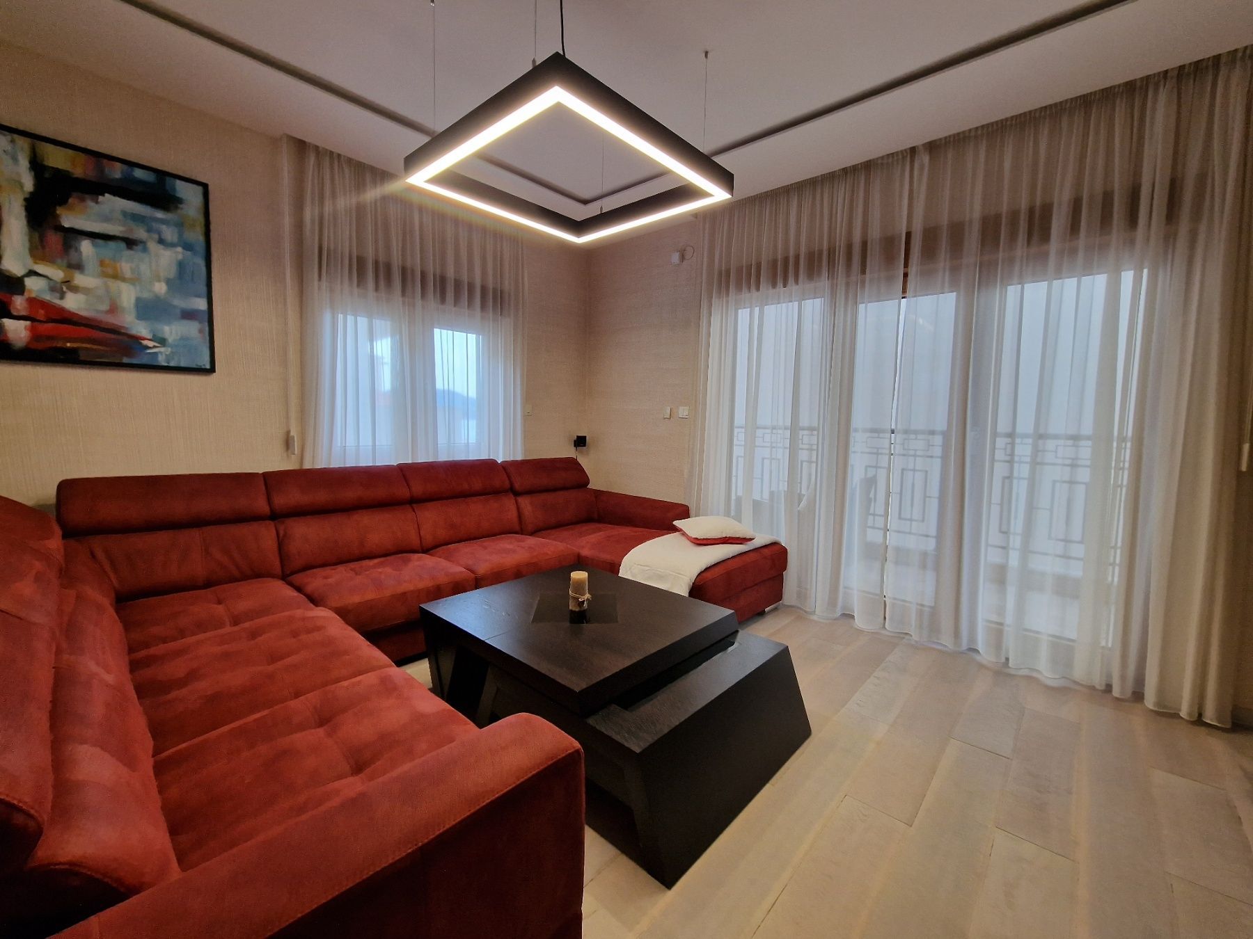amforaproperty.com/Przno-Luksuzan jednosoban stan 68m2 (na duzi period)
