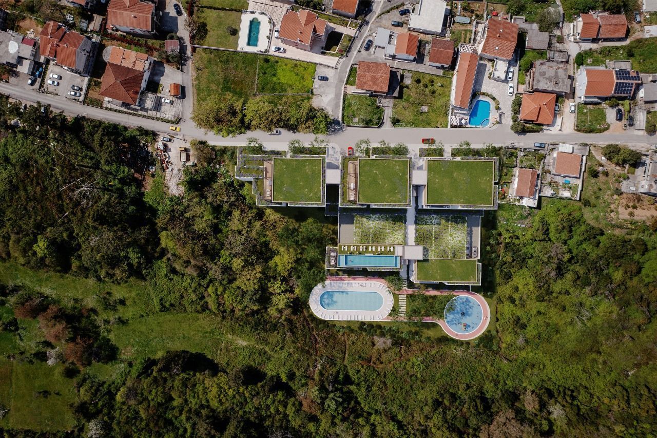 Jednosoban stan (40,81 m²) u novom kompleksu sa bazenom – Tivat, Mrčevac - Amfora Real Estate