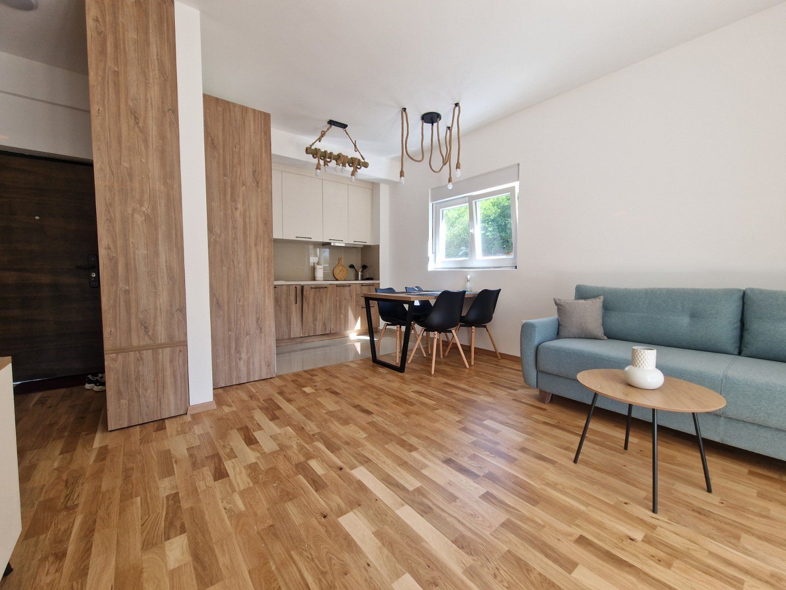 amforaproperty.com/Nov,moderno opremljen jednosoban stan u Becicima (Dostupan od 22.06.2025 na duzi period)