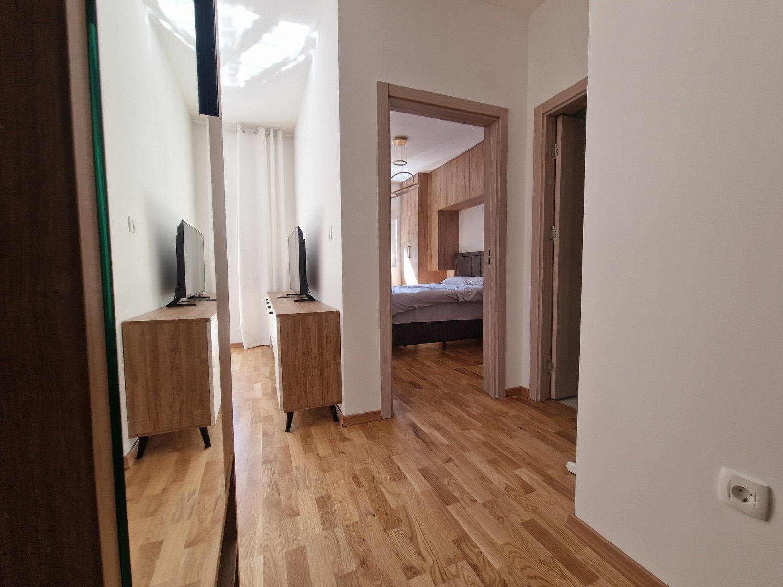 amforaproperty.com/Nov,moderno opremljen jednosoban stan u Becicima (Dostupan od 22.06.2025 na duzi period)