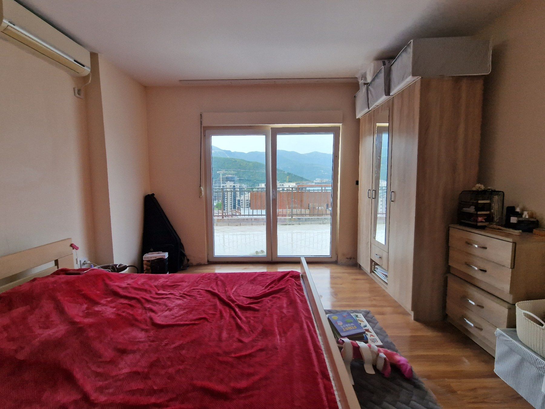amforaproperty.com/Namesten stan 107m2 sa panoramskim pogledom na more -Babin Do,Budva