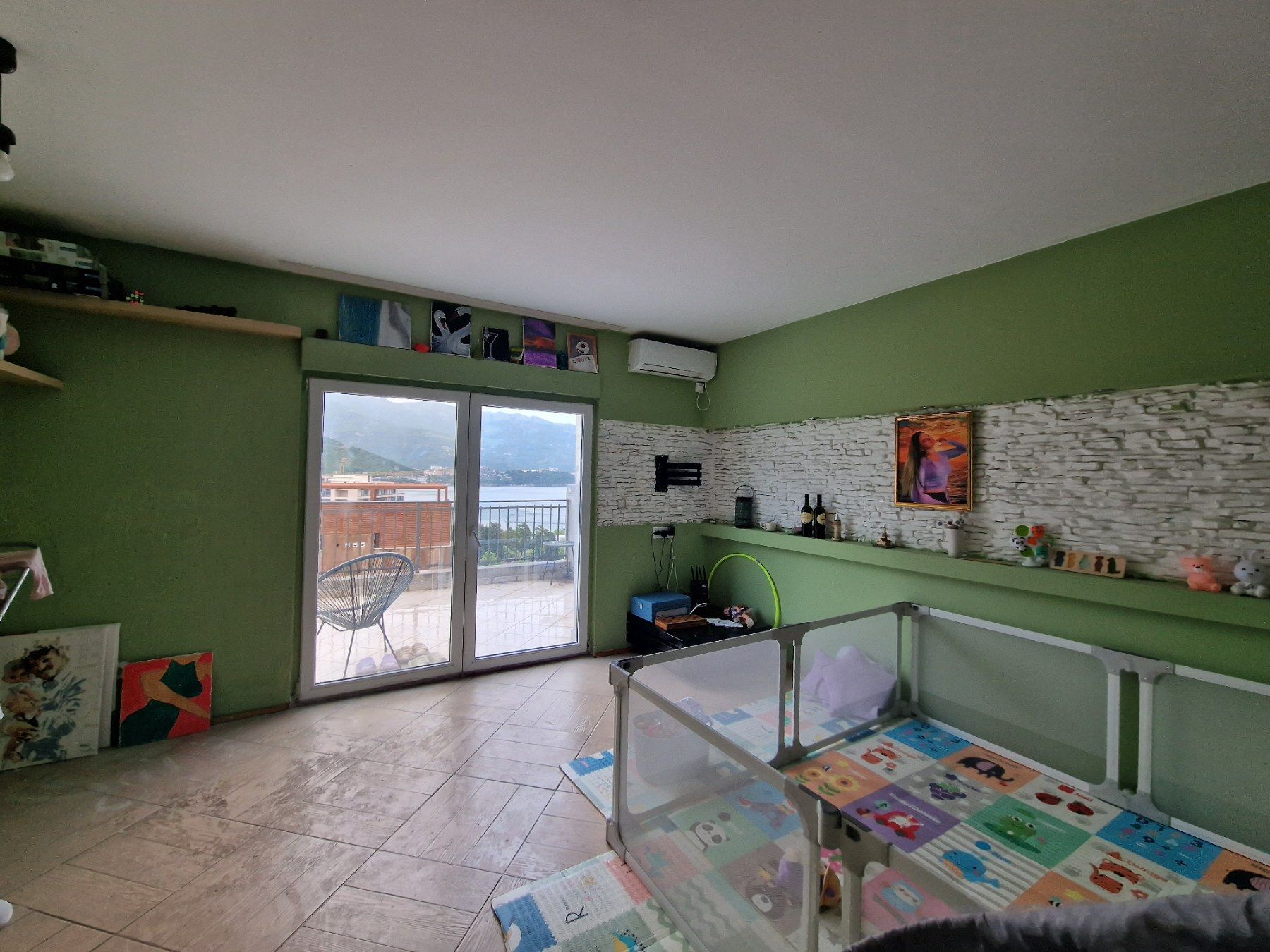 amforaproperty.com/Namesten stan 107m2 sa panoramskim pogledom na more -Babin Do,Budva