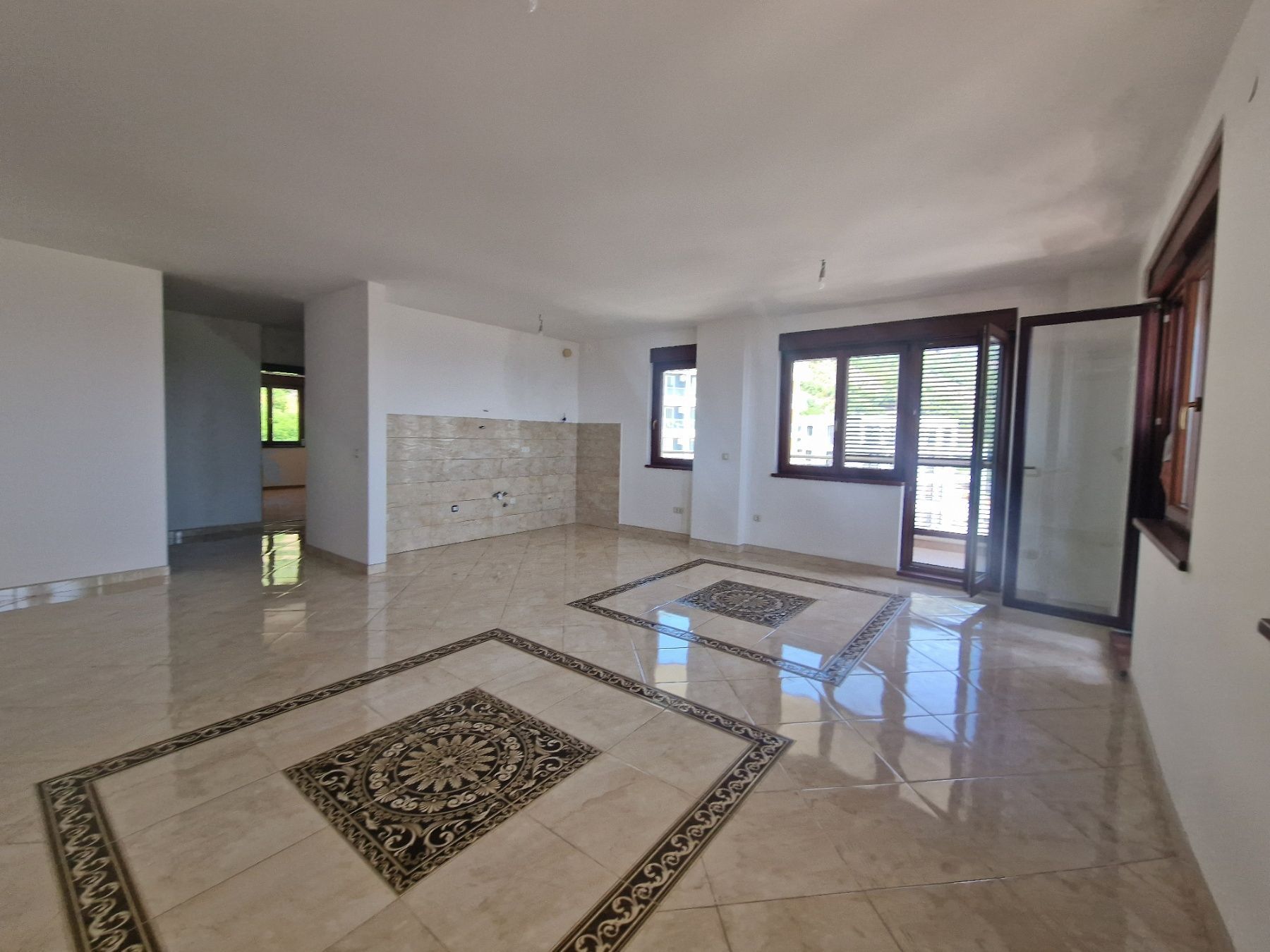 amforaproperty.com/Nov dvosoban stan 120m2 sa pogledom na more. Anatolia, Bečići (Bez placanja poreza od 3%)