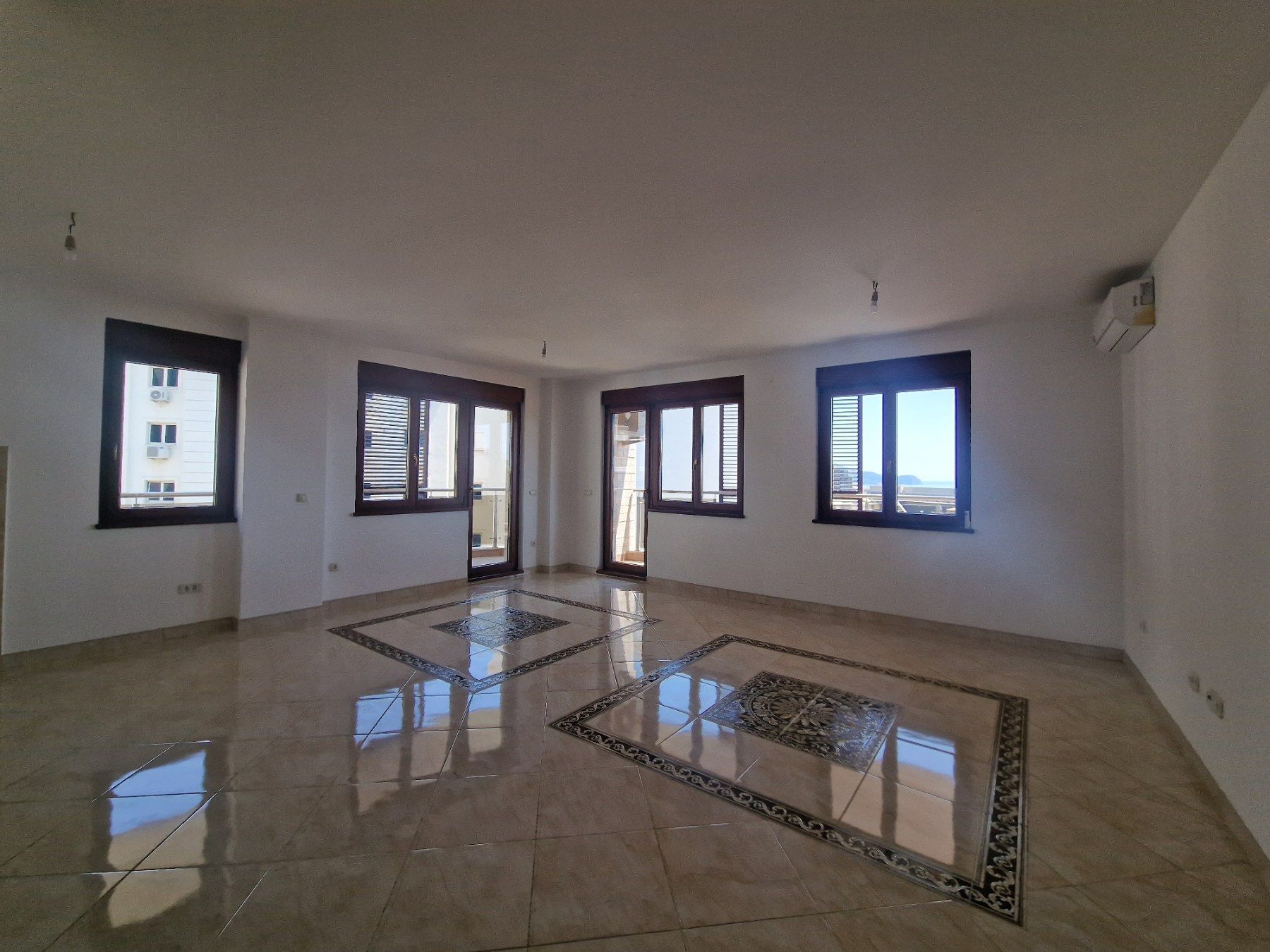 amforaproperty.com/Nov dvosoban stan 120m2 sa pogledom na more. Anatolia, Bečići (Bez placanja poreza od 3%)