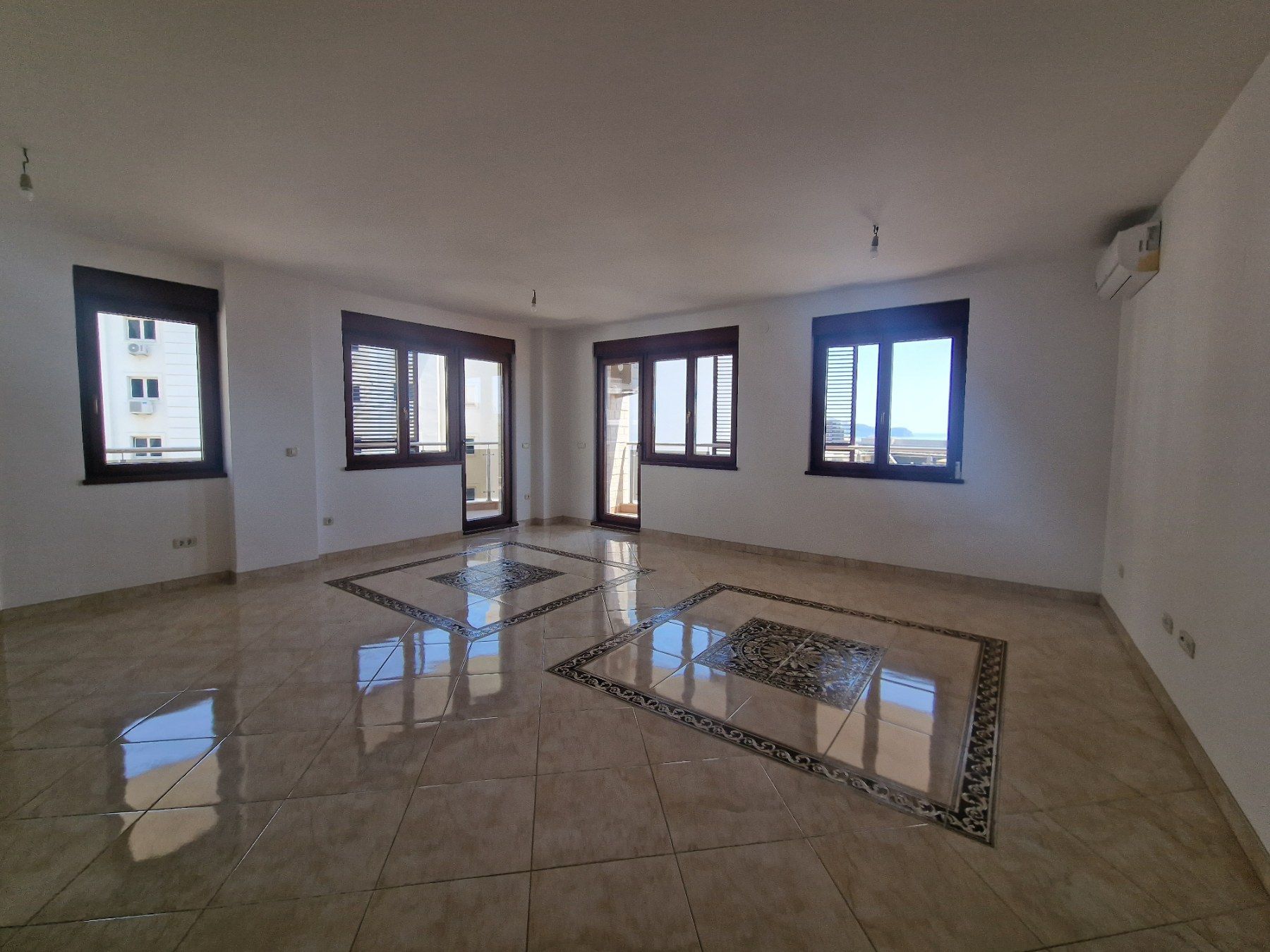 amforaproperty.com/Nov dvosoban stan 120m2 sa pogledom na more. Anatolia, Bečići (Bez placanja poreza od 3%)