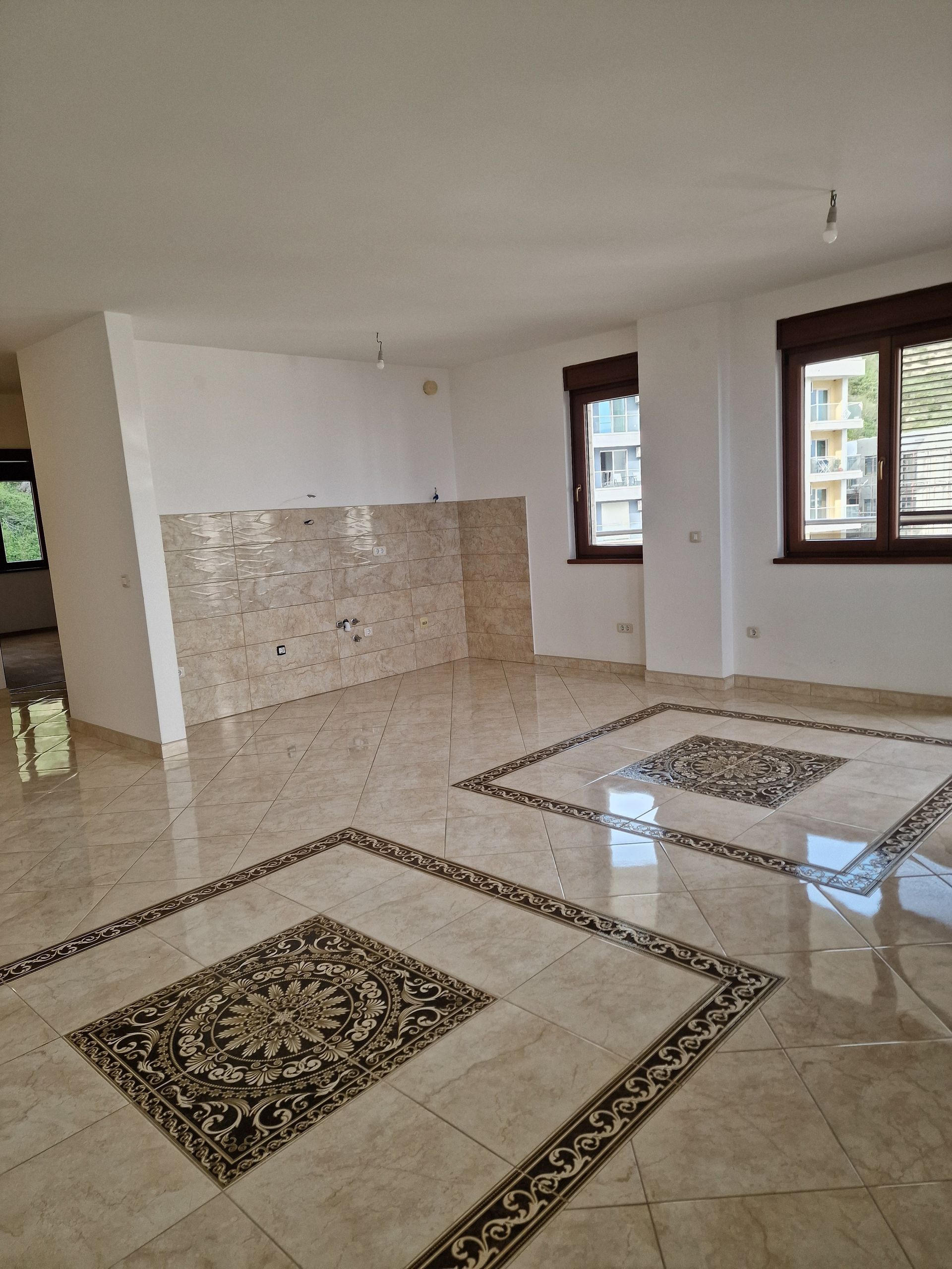 amforaproperty.com/Nov dvosoban stan 120m2 sa pogledom na more. Anatolia, Bečići (Bez placanja poreza od 3%)
