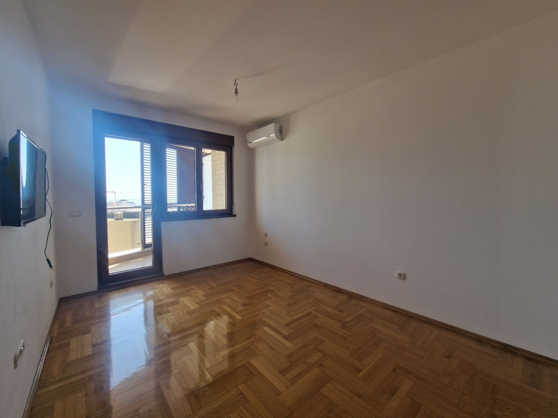 amforaproperty.com/Nov dvosoban stan 120m2 sa pogledom na more. Anatolia, Bečići (Bez placanja poreza od 3%)