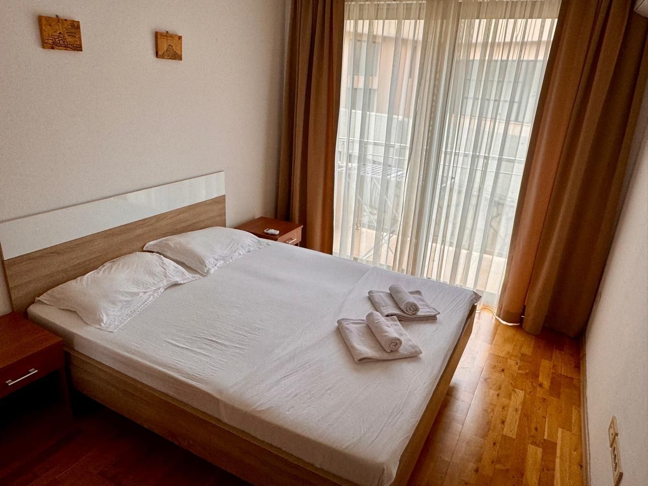 amforaproperty.com/Jednosoban apartman u kompleksu sa bazenom,Przno-Budva (NA DUZI PERIOD)