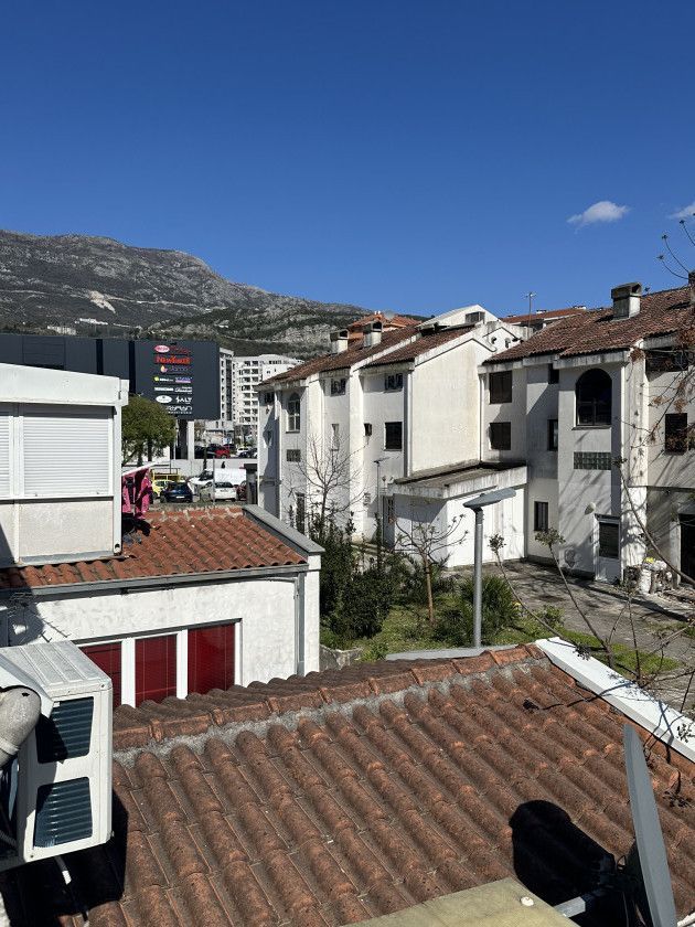 amforaproperty.com/Renoviran jednosoban stan 41m2 u Budvi,Dubovica