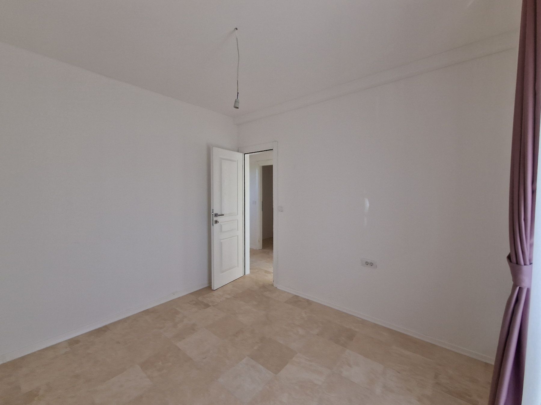 amforaproperty.com/Luksuzna novoizgradjena vila 300 m² sa bazenom, Lješevići – Kotor