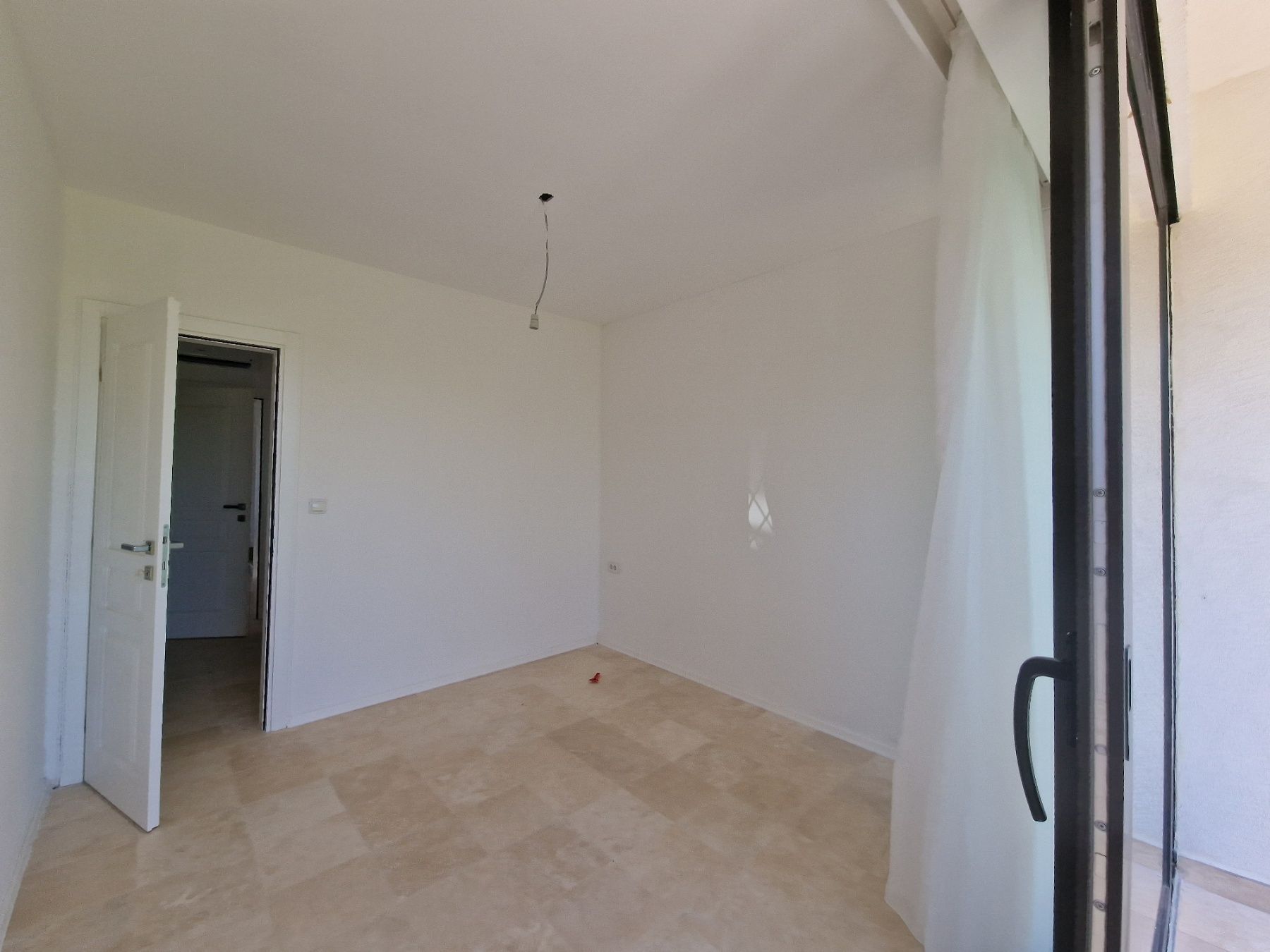 amforaproperty.com/Luksuzna novoizgradjena vila 300 m² sa bazenom, Lješevići – Kotor