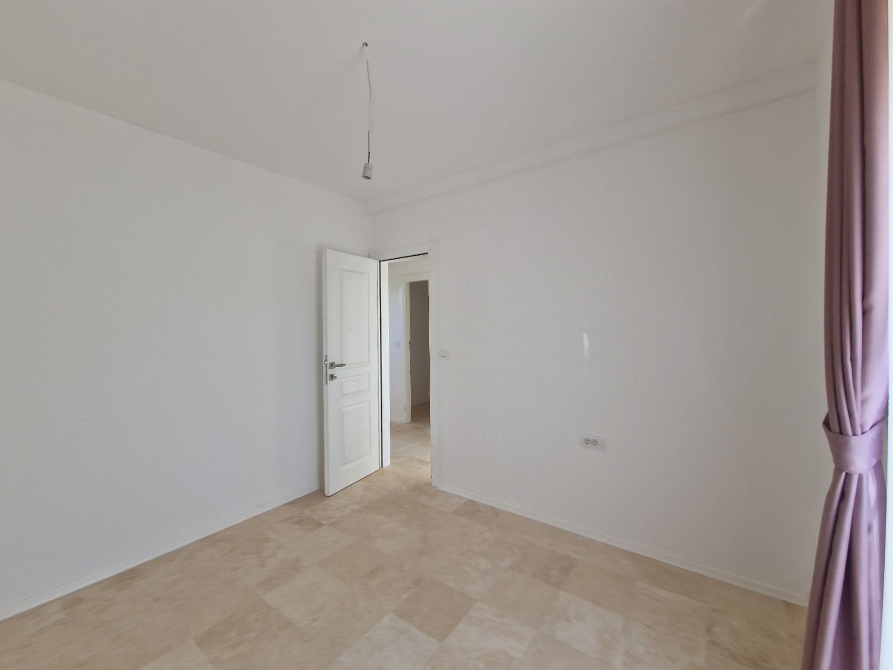 amforaproperty.com/Luksuzna novoizgradjena vila 300 m² sa bazenom, Lješevići – Kotor