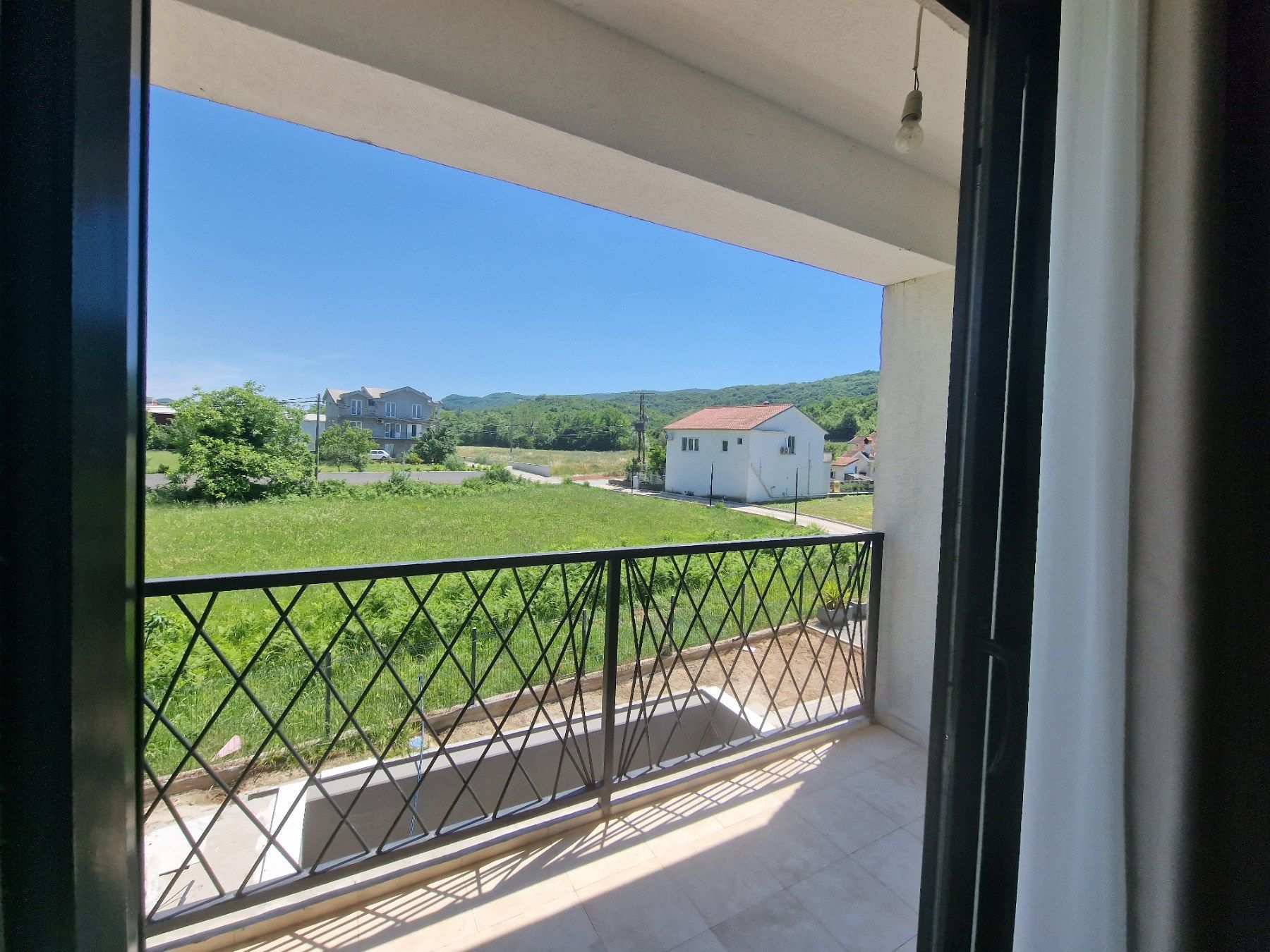 amforaproperty.com/Luksuzna novoizgradjena vila 300 m² sa bazenom, Lješevići – Kotor