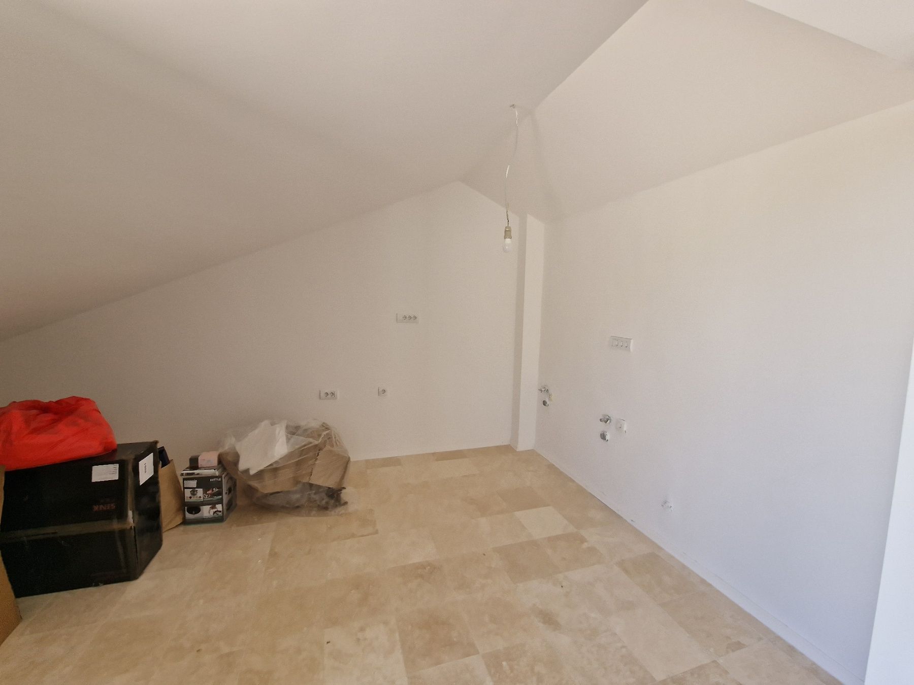 amforaproperty.com/Luksuzna novoizgradjena vila 300 m² sa bazenom, Lješevići – Kotor