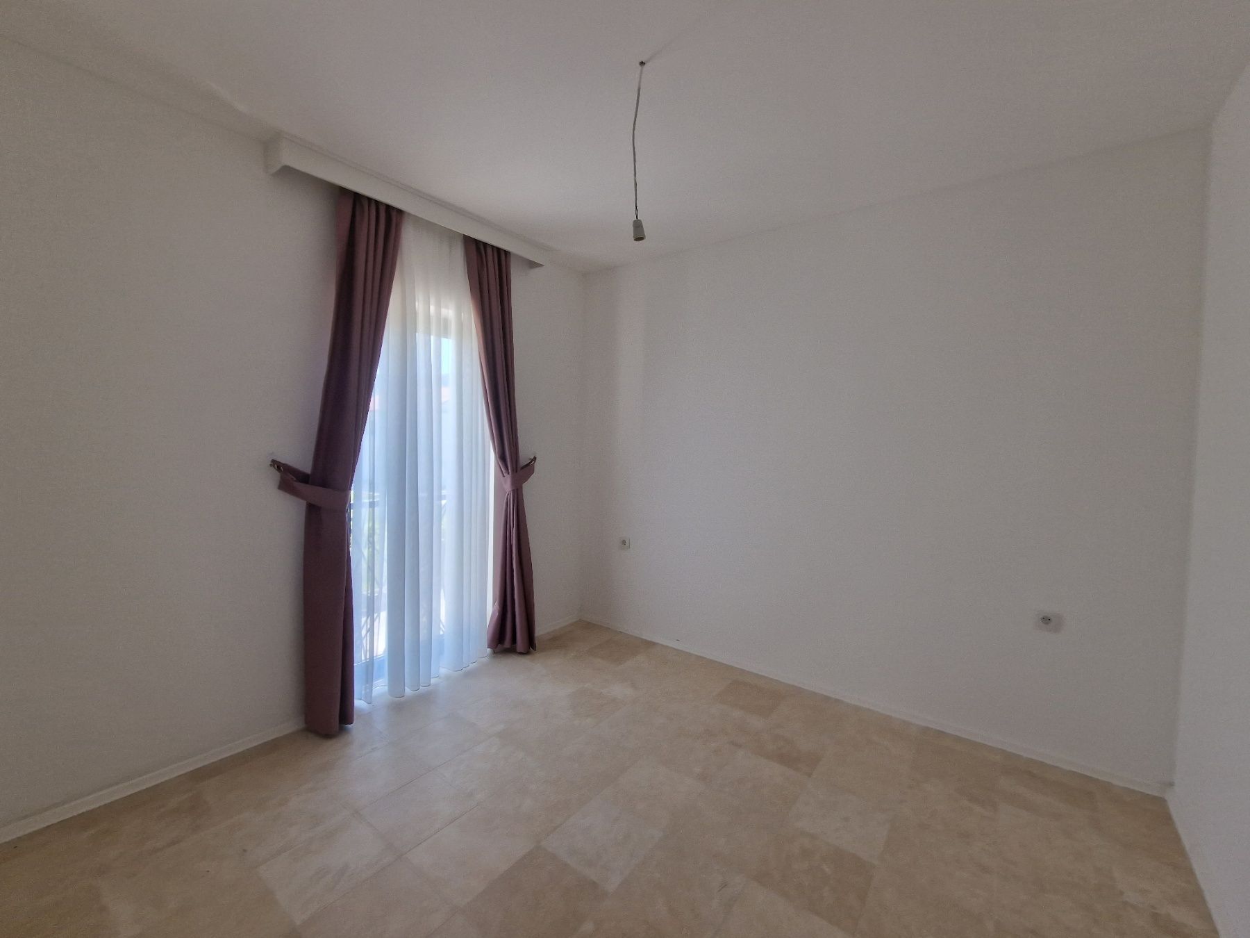 amforaproperty.com/Luksuzna novoizgradjena vila 300 m² sa bazenom, Lješevići – Kotor